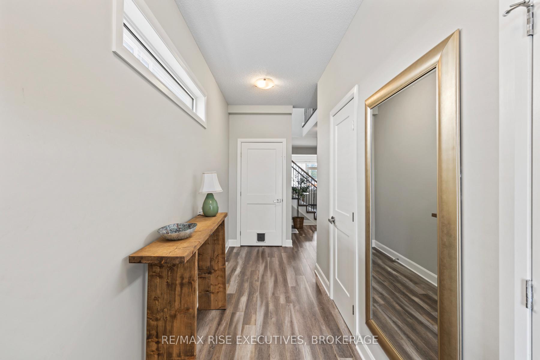 Photo 11 of 1219 Max Crescent, Kingston, City Northwest — HOMEH