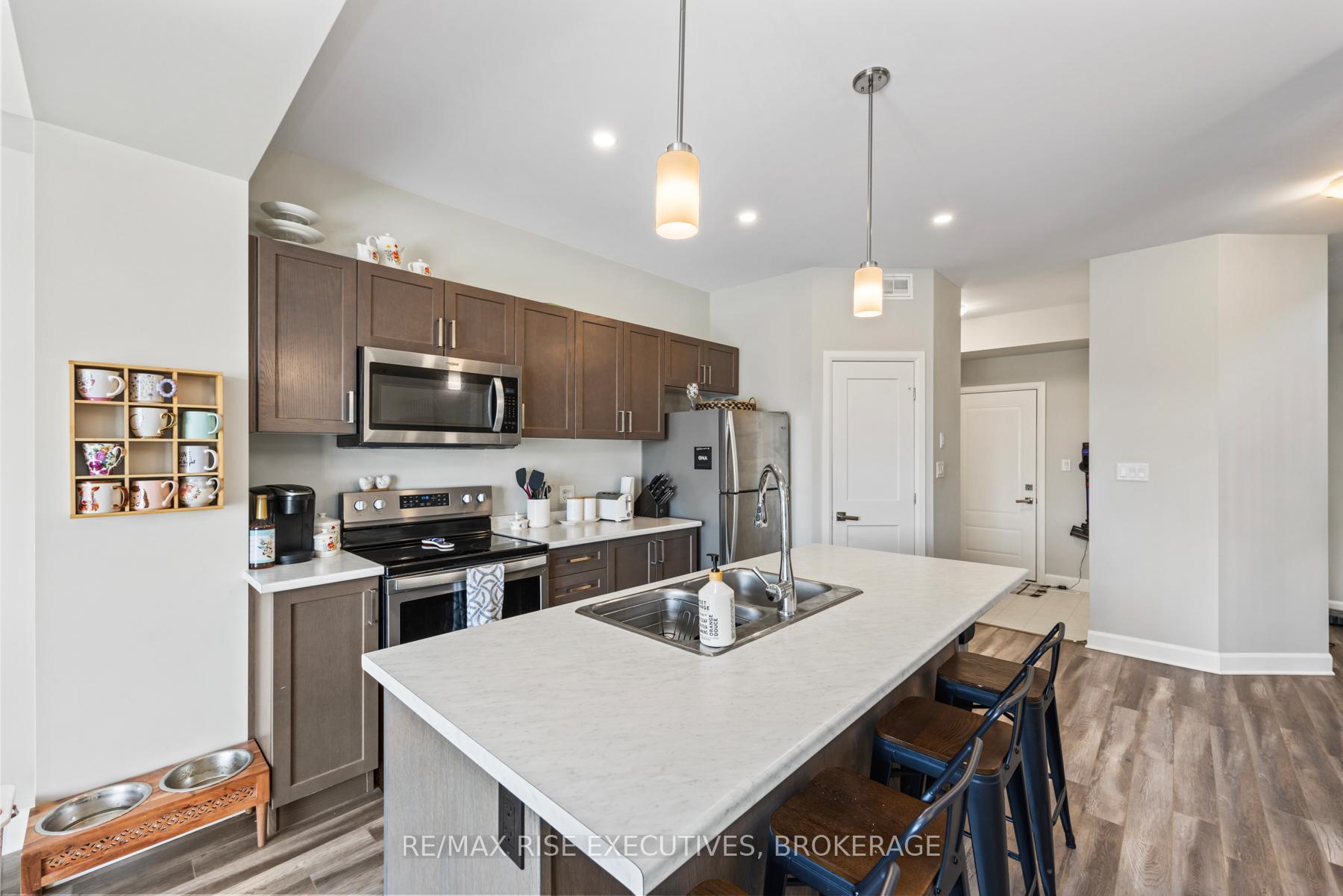 Photo 15 of 1219 Max Crescent, Kingston, City Northwest — HOMEH