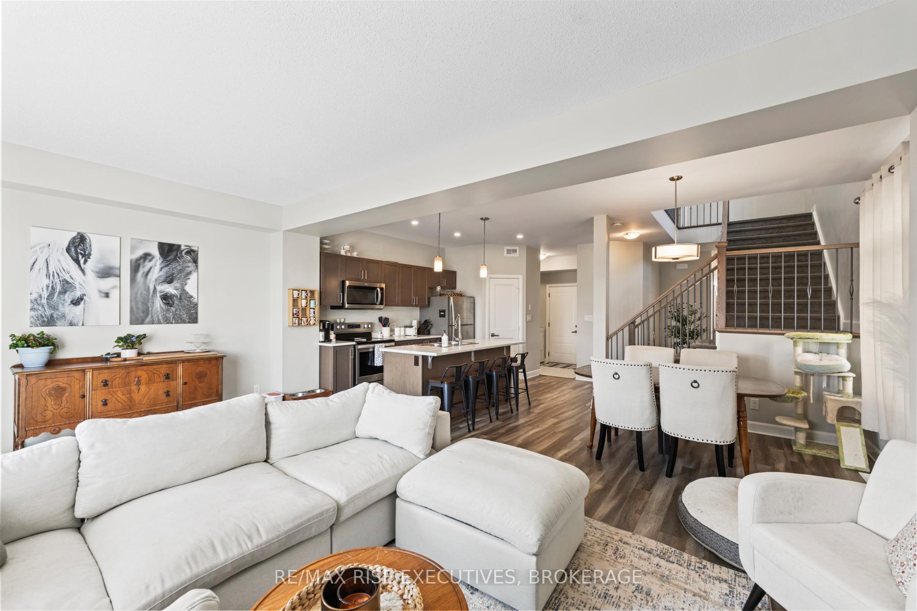 Photo 22 of 1219 Max Crescent, Kingston, City Northwest — HOMEH