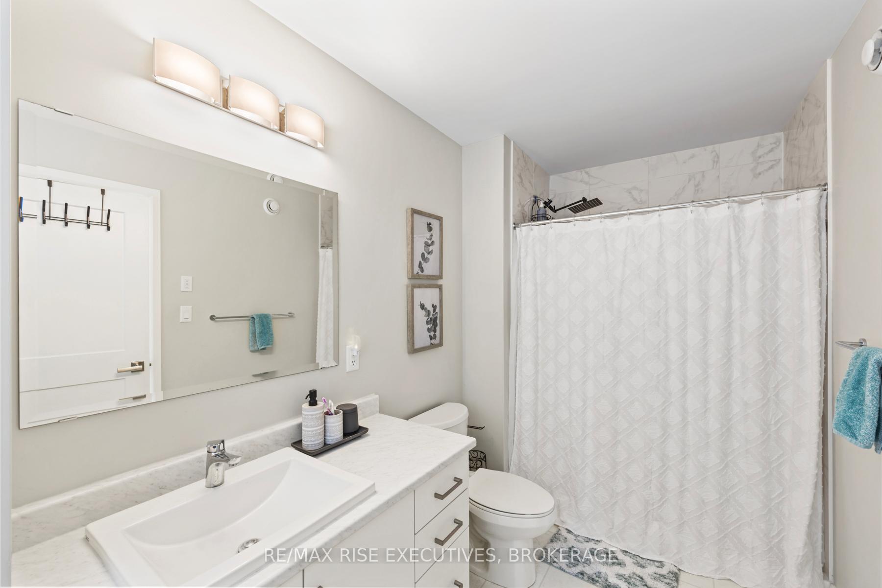 Photo 34 of 1219 Max Crescent, Kingston, City Northwest — HOMEH