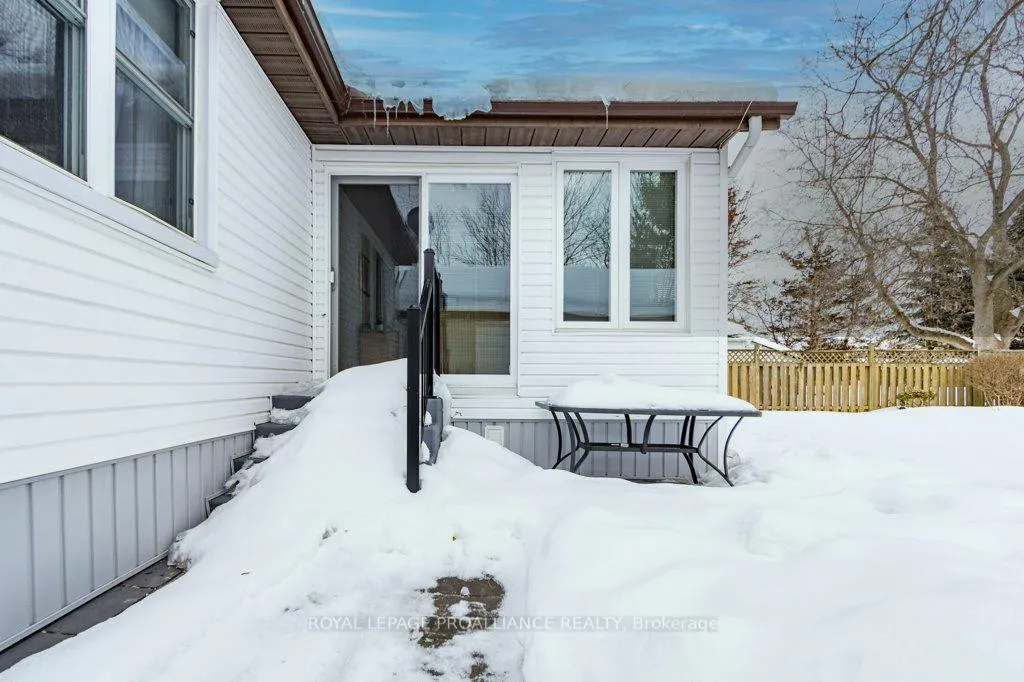 Photo 34 of 119 Lemoine Street, Belleville, Belleville Ward — HOMEH