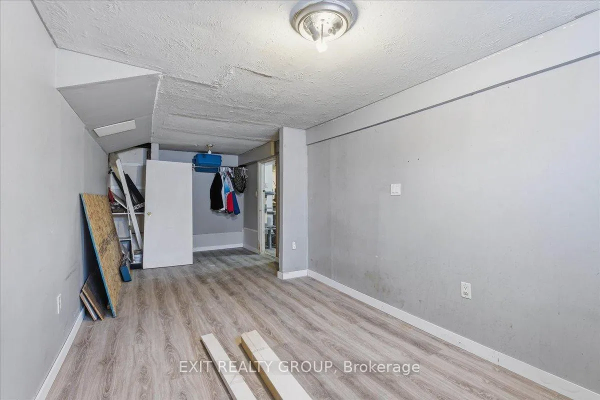 Photo 21 of 16 Catherine Street, Tyendinaga, Tyendinaga Township — HOMEH