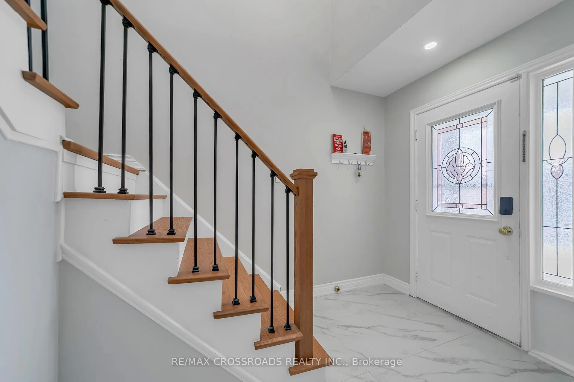 Photo 4 of 65 Creditstone Road, Brampton, Fletcher's Creek South — HOMEH