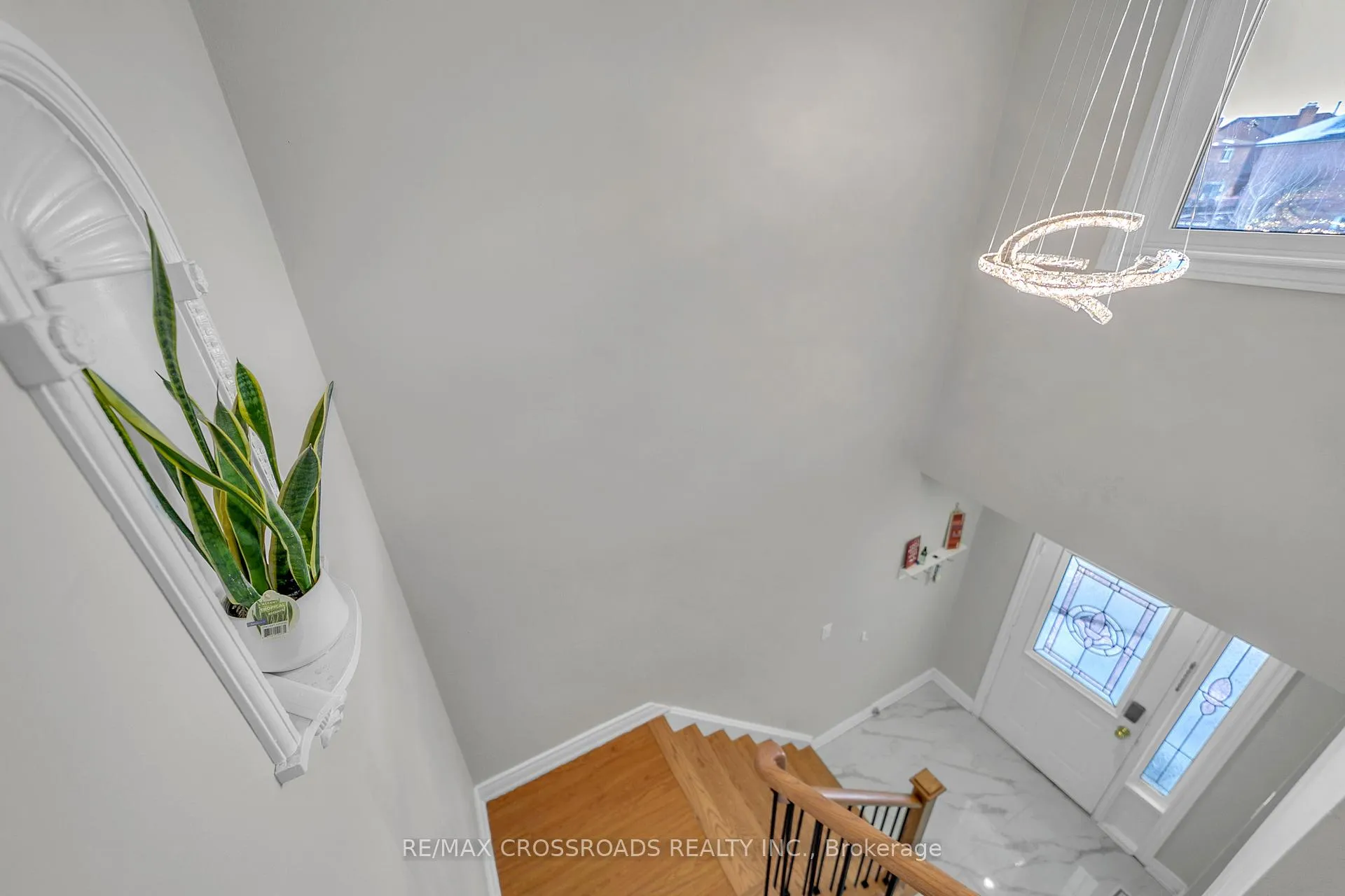 Photo 5 of 65 Creditstone Road, Brampton, Fletcher's Creek South — HOMEH