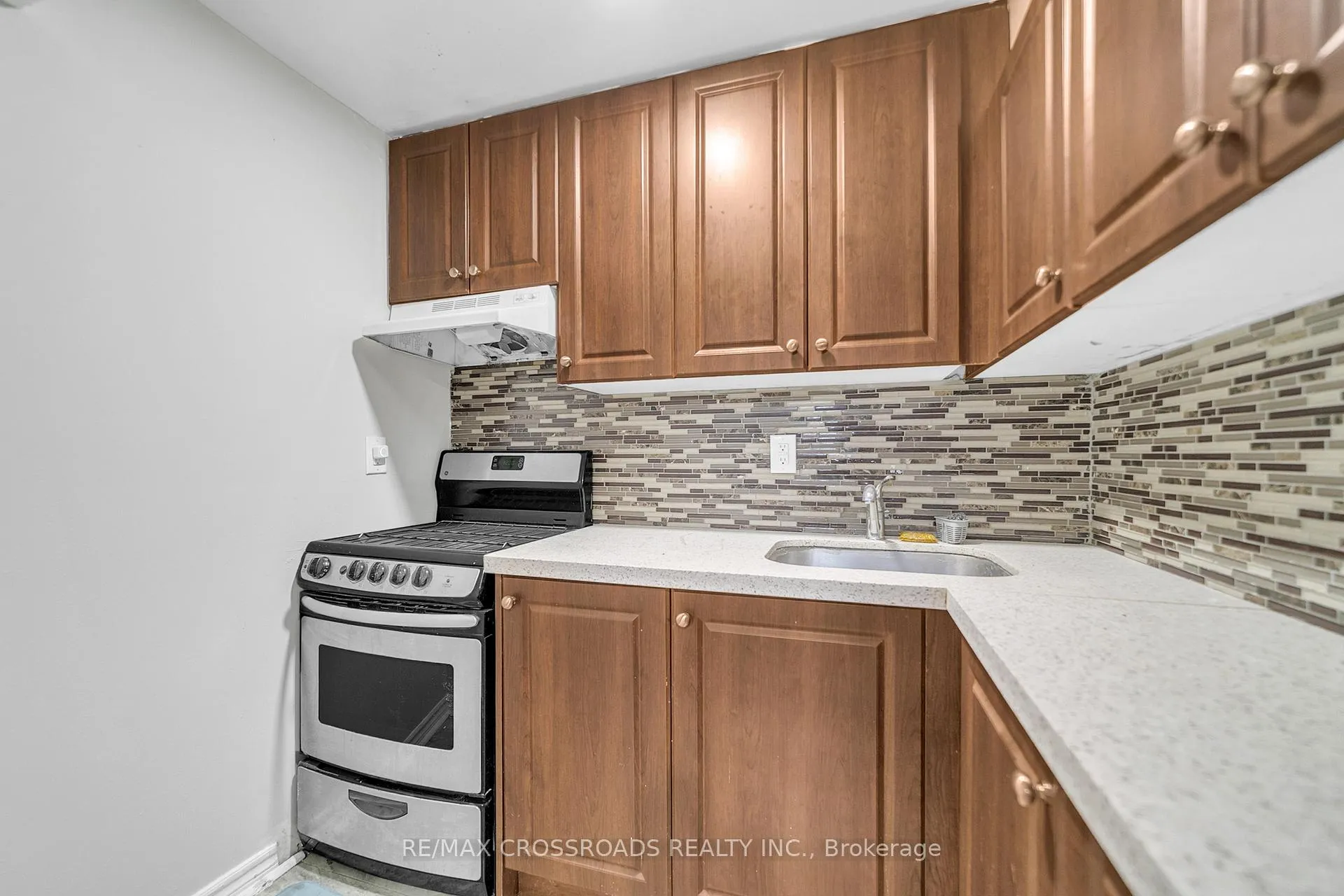 Photo 23 of 65 Creditstone Road, Brampton, Fletcher's Creek South — HOMEH