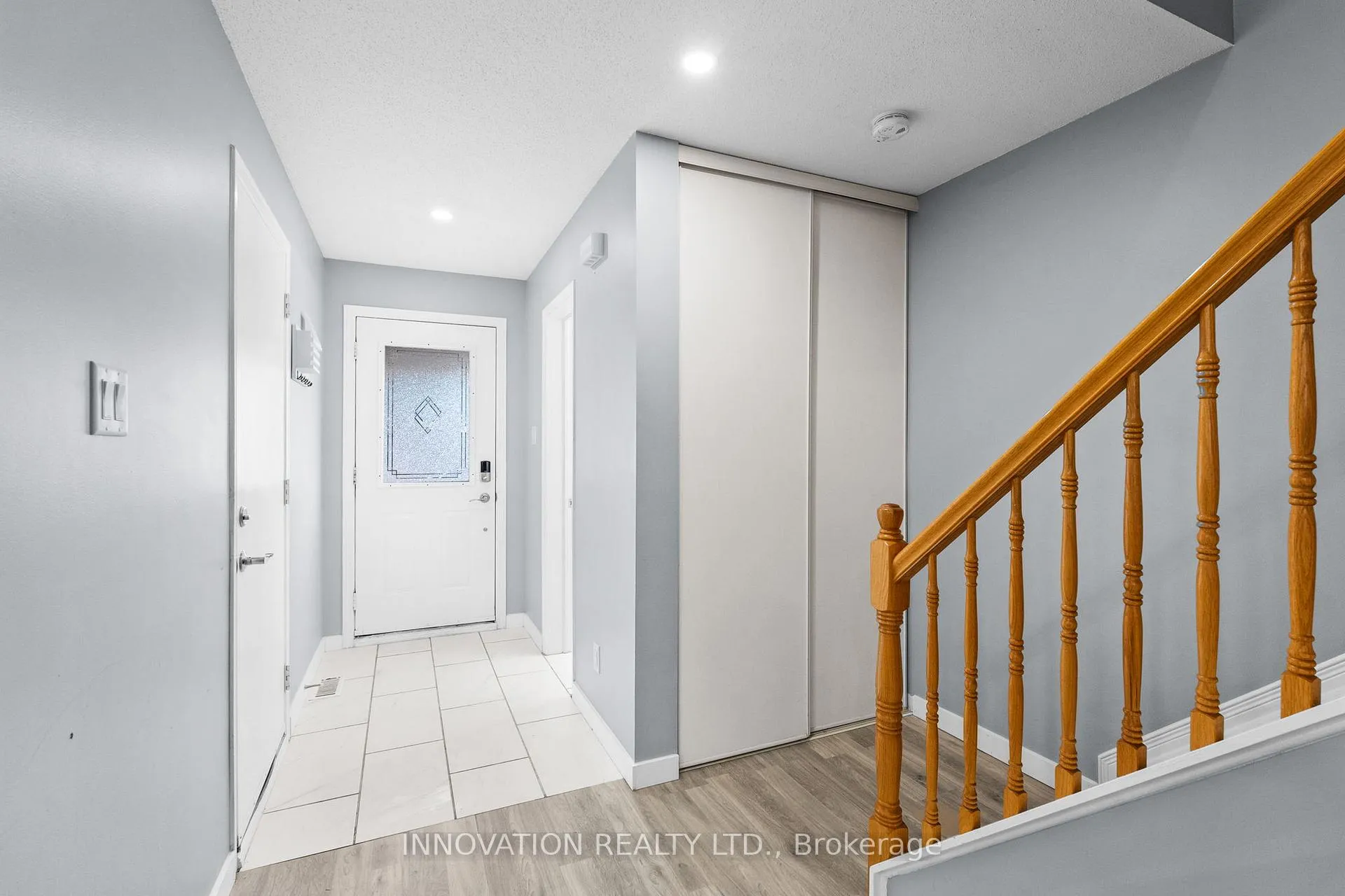 Photo 2 of 20 Banchory Crescent, Ottawa, Kanata - Morgan's Grant/South March — HOMEH