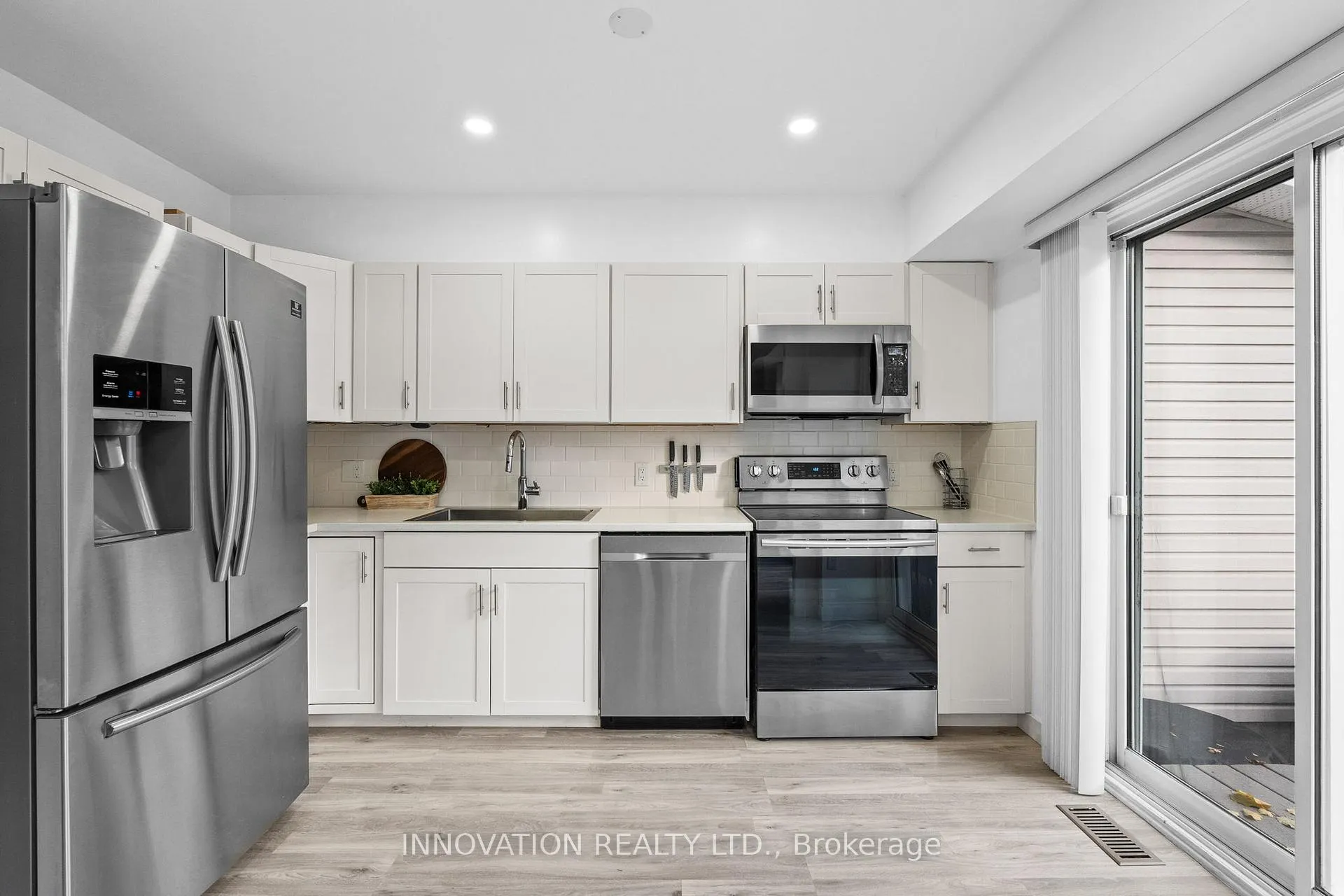 Photo 10 of 20 Banchory Crescent, Ottawa, Kanata - Morgan's Grant/South March — HOMEH