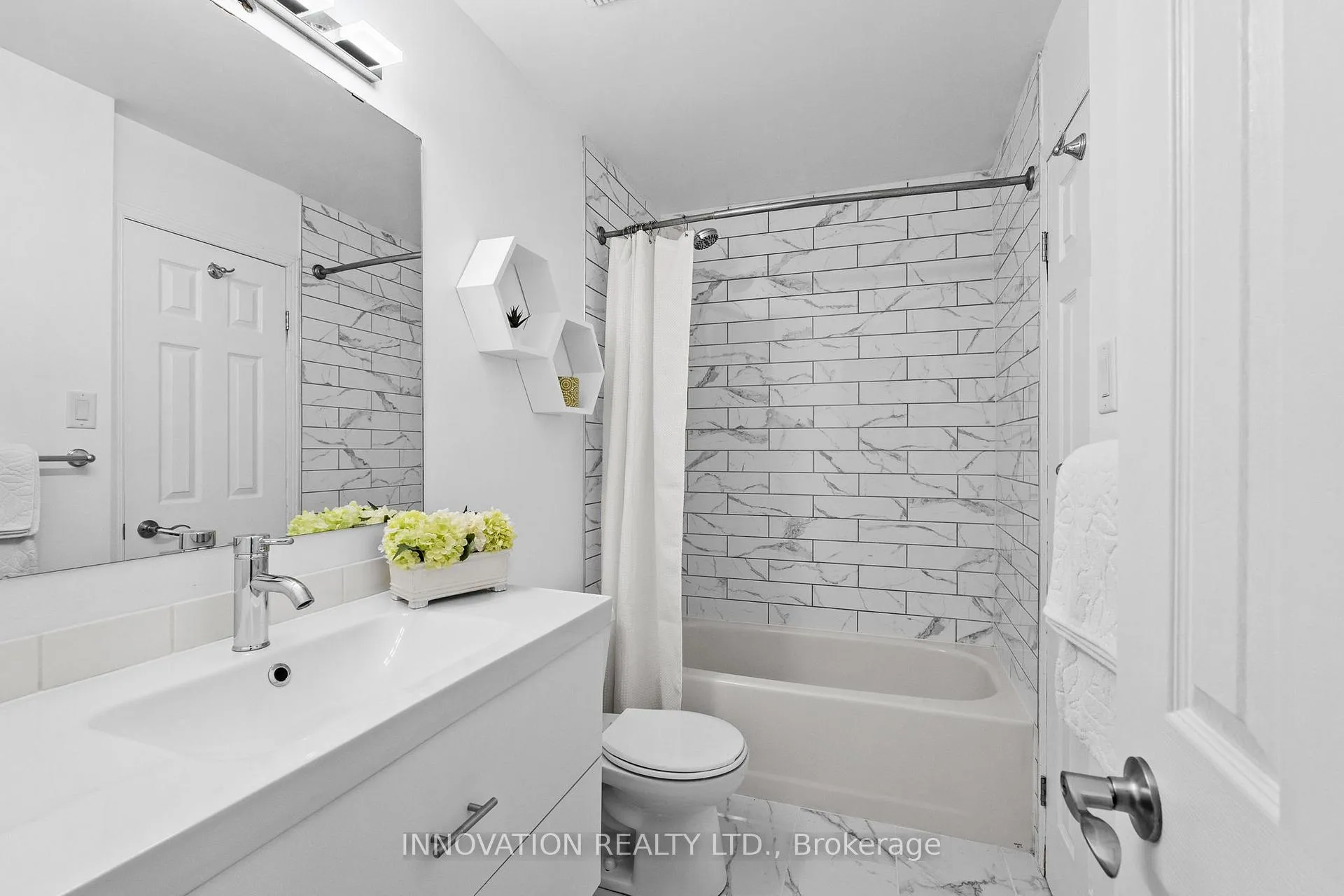 Photo 16 of 20 Banchory Crescent, Ottawa, Kanata - Morgan's Grant/South March — HOMEH