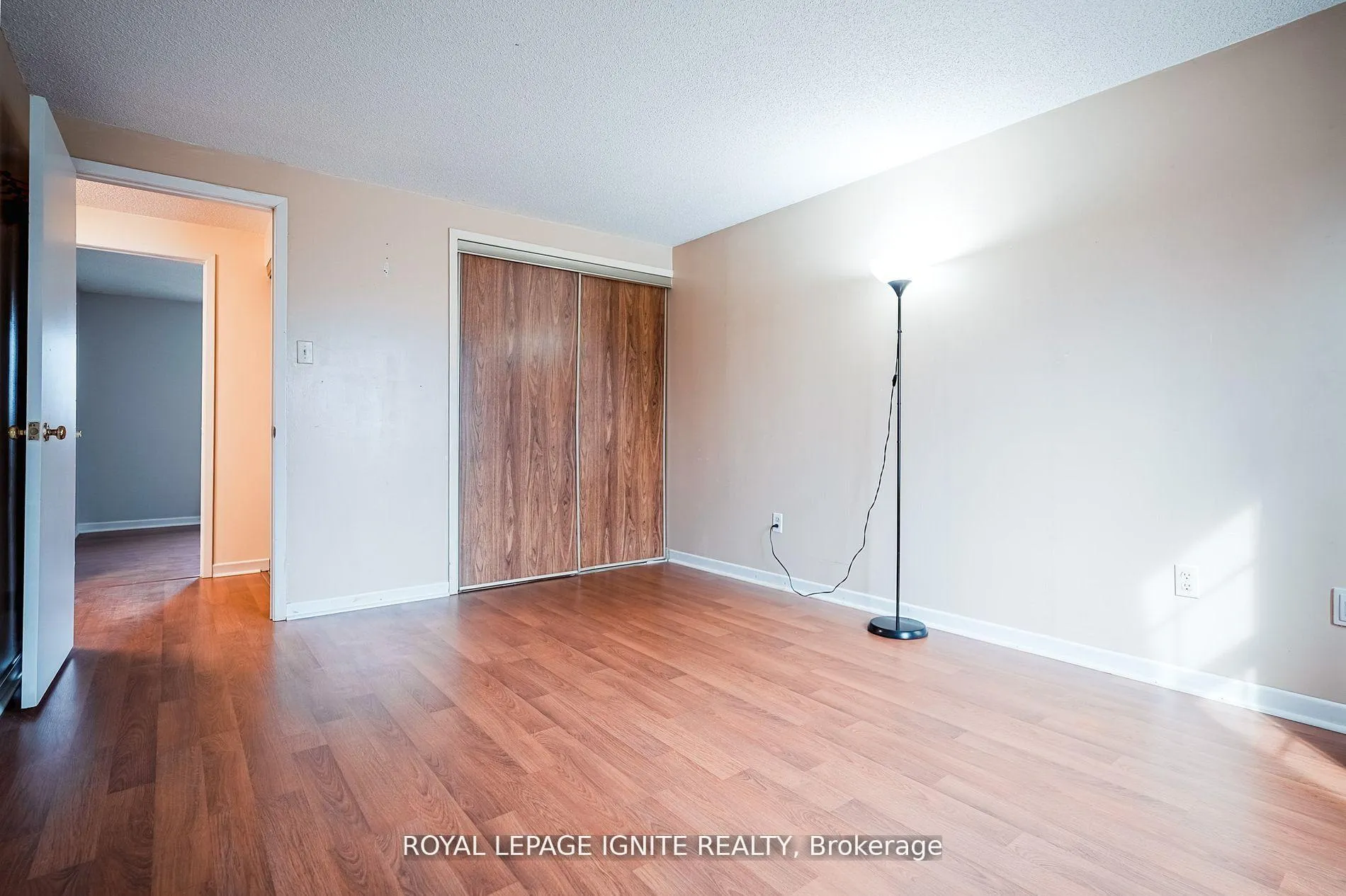 Photo 28 of 265 Wright Crescent, Ajax, Central — HOMEH
