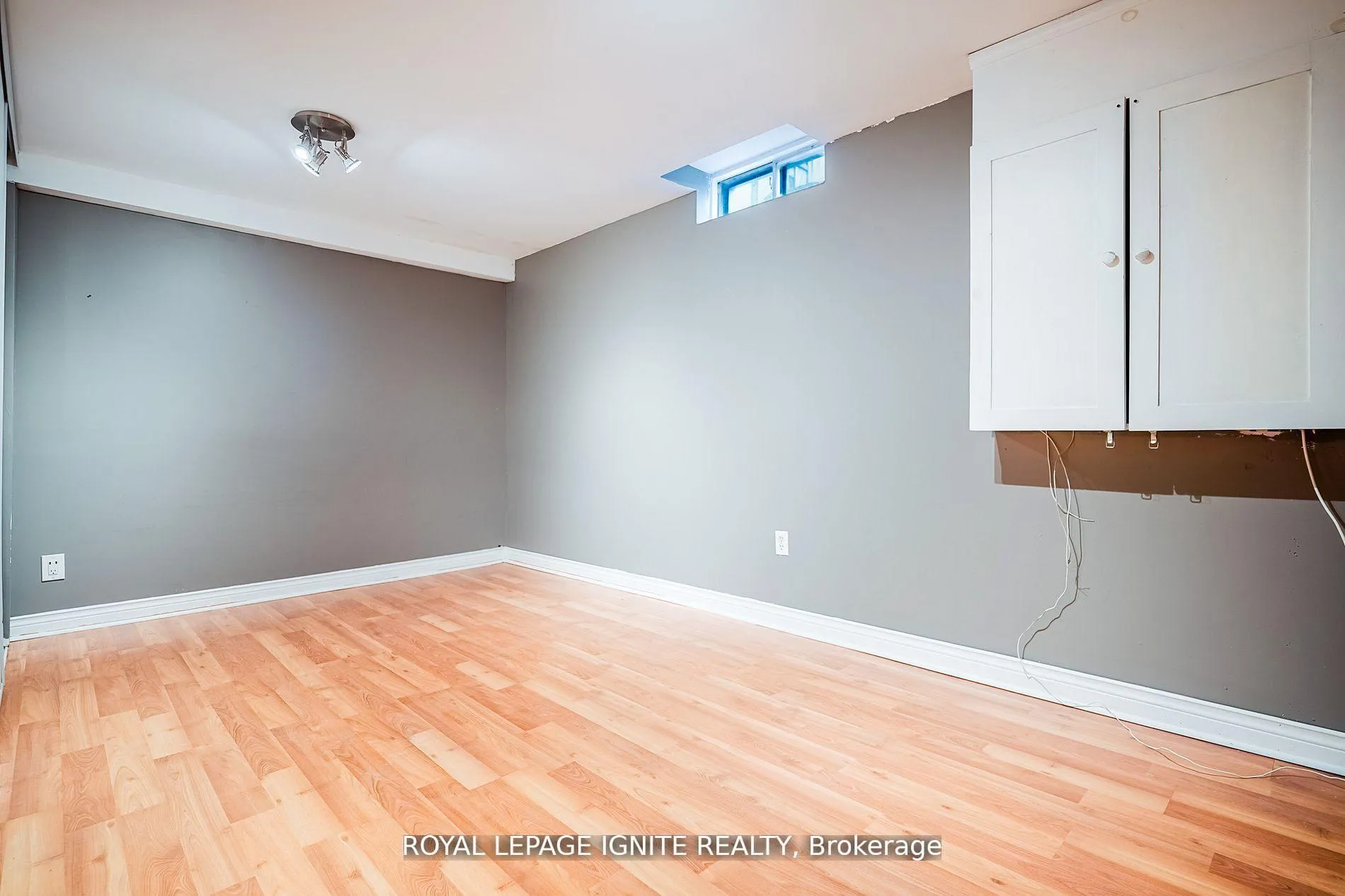 Photo 37 of 265 Wright Crescent, Ajax, Central — HOMEH