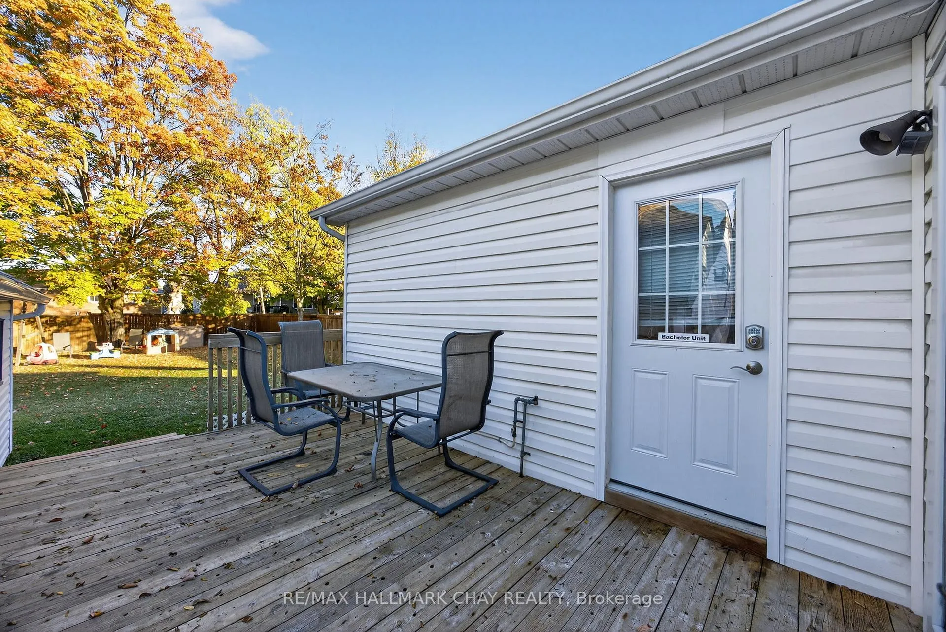Photo 23 of 8 John Street, Springwater, Elmvale — HOMEH