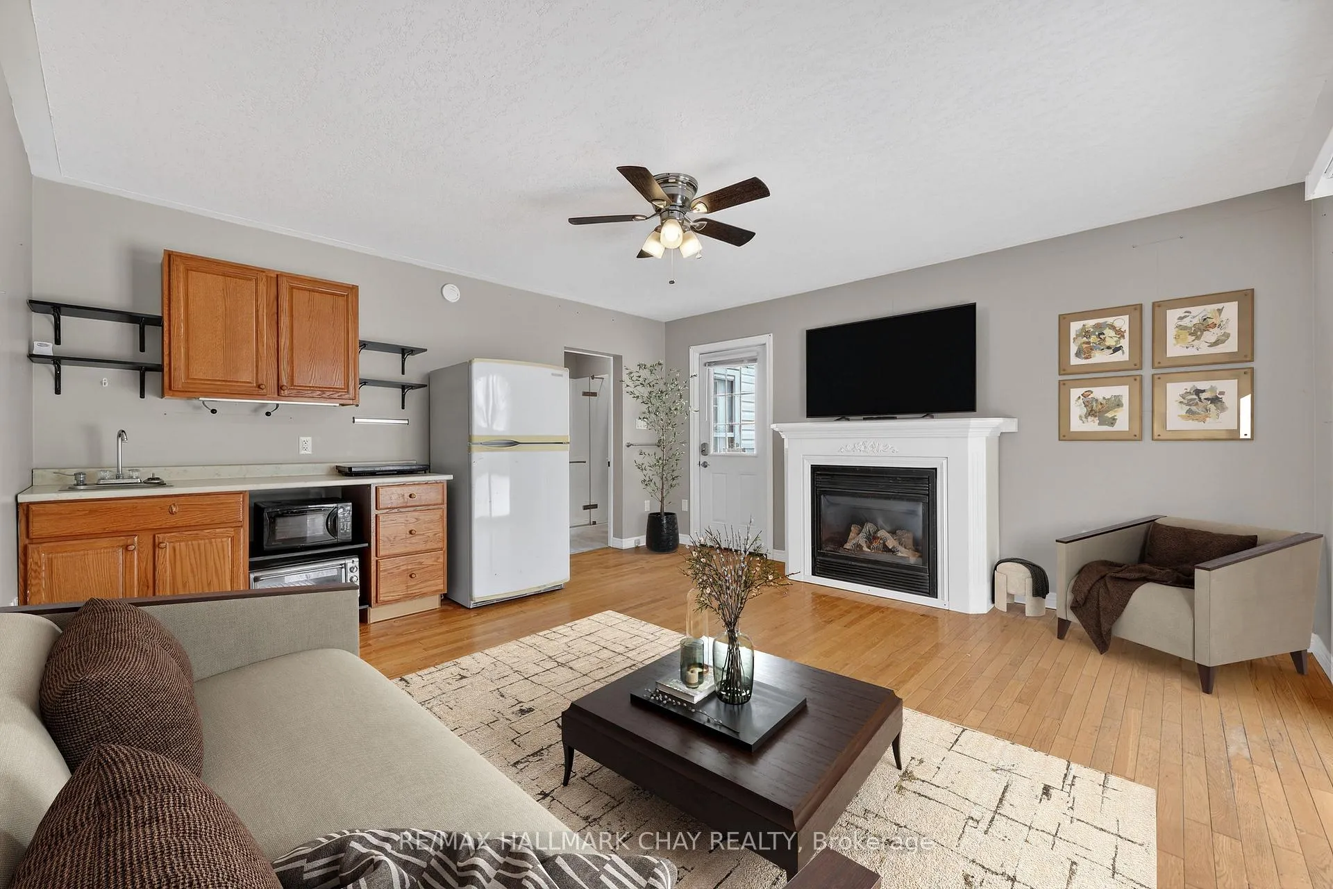 Photo 26 of 8 John Street, Springwater, Elmvale — HOMEH