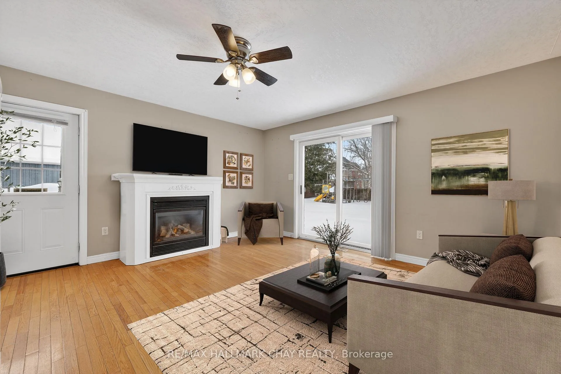 Photo 27 of 8 John Street, Springwater, Elmvale — HOMEH