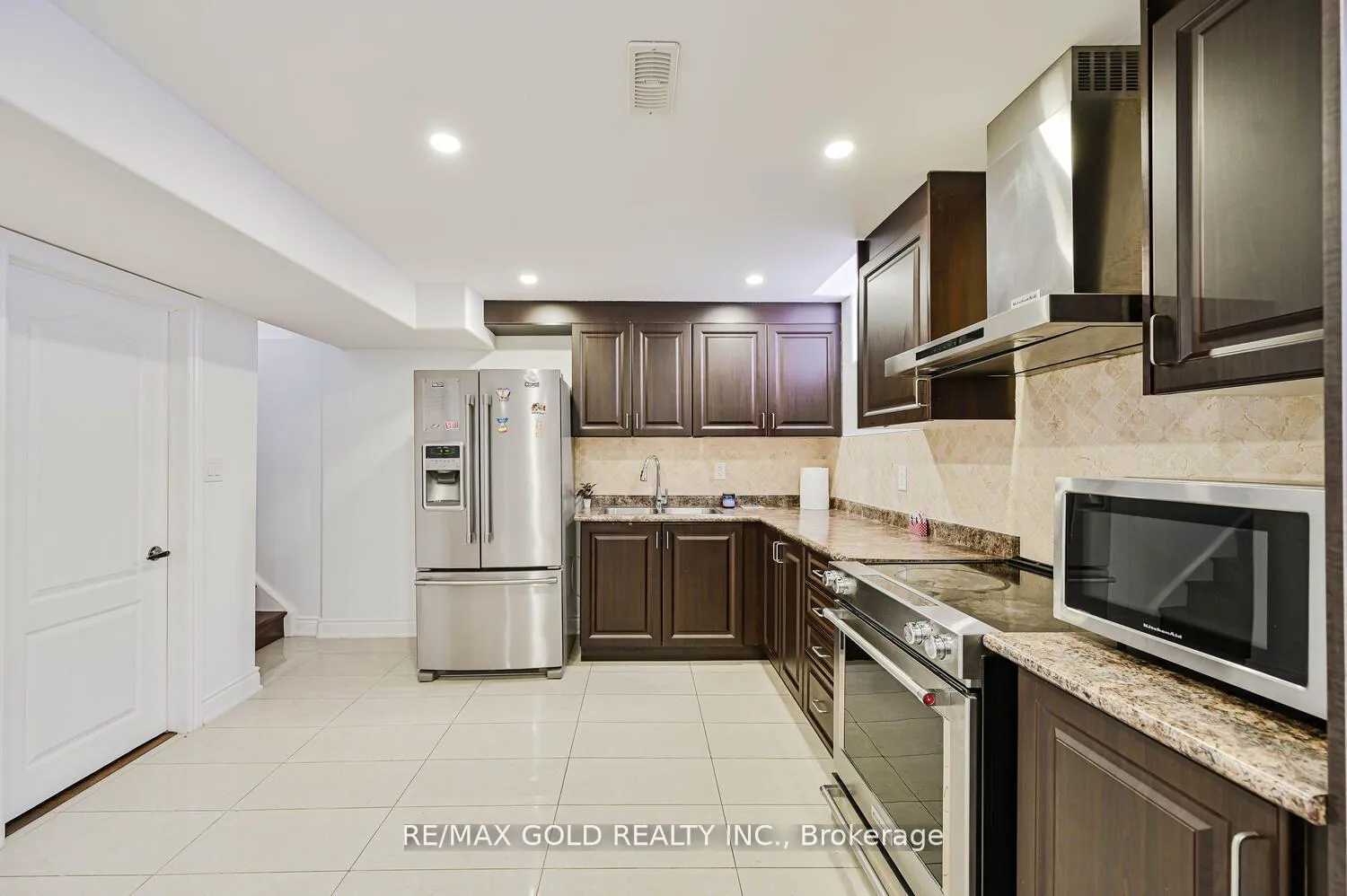 Photo 39 of 125 Squire Ellis Drive, Brampton, Toronto Gore Rural Estate — HOMEH