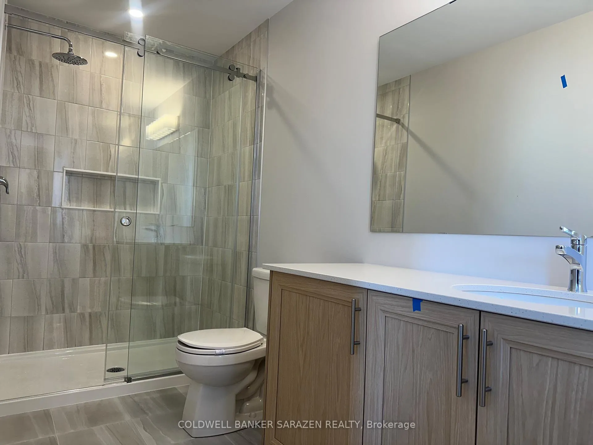 Photo 12 of 417 Les Emmerson Drive, Ottawa, Barrhaven - Heritage Park — HOMEH
