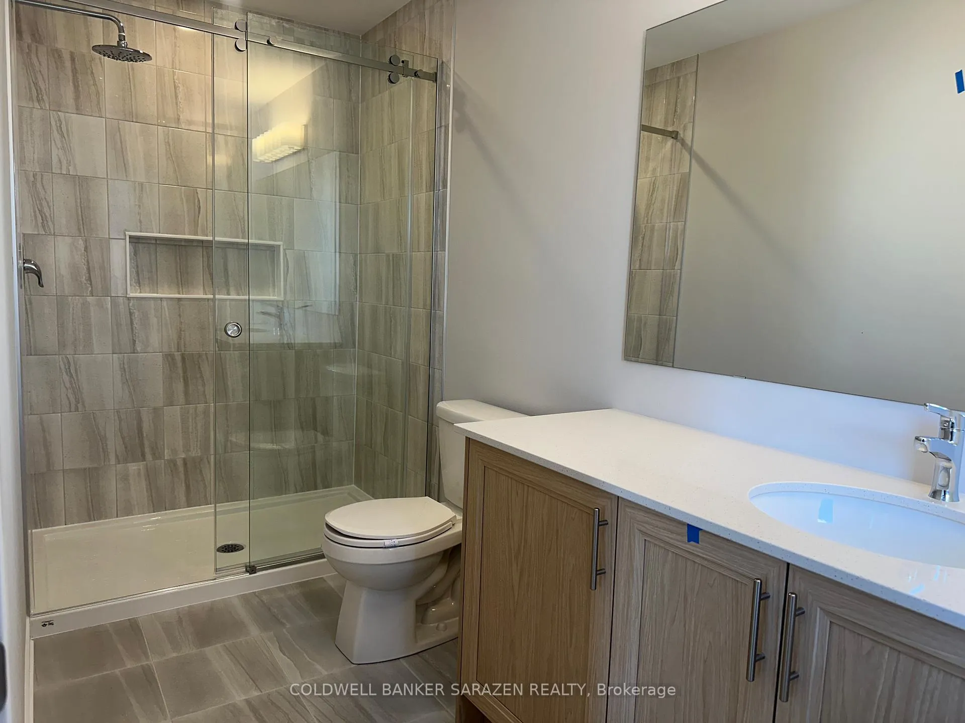 Photo 18 of 417 Les Emmerson Drive, Ottawa, Barrhaven - Heritage Park — HOMEH