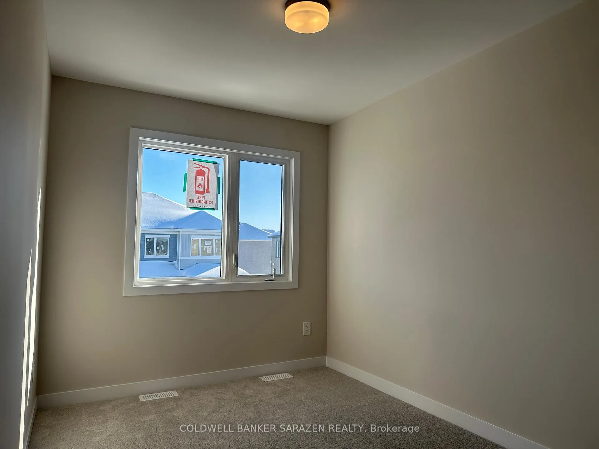 Photo 33 of 417 Les Emmerson Drive, Ottawa, Barrhaven - Heritage Park — HOMEH