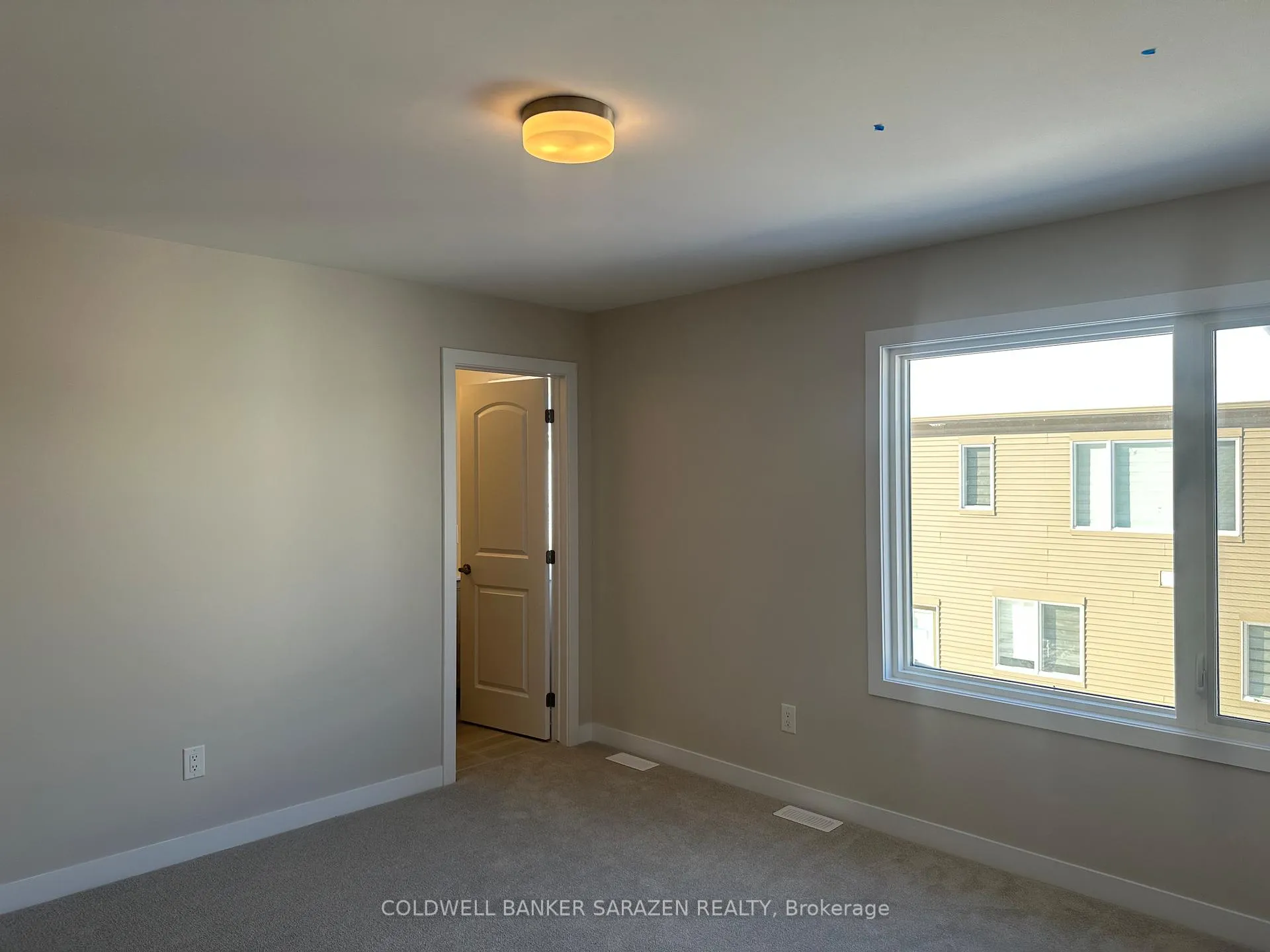 Photo 36 of 417 Les Emmerson Drive, Ottawa, Barrhaven - Heritage Park — HOMEH
