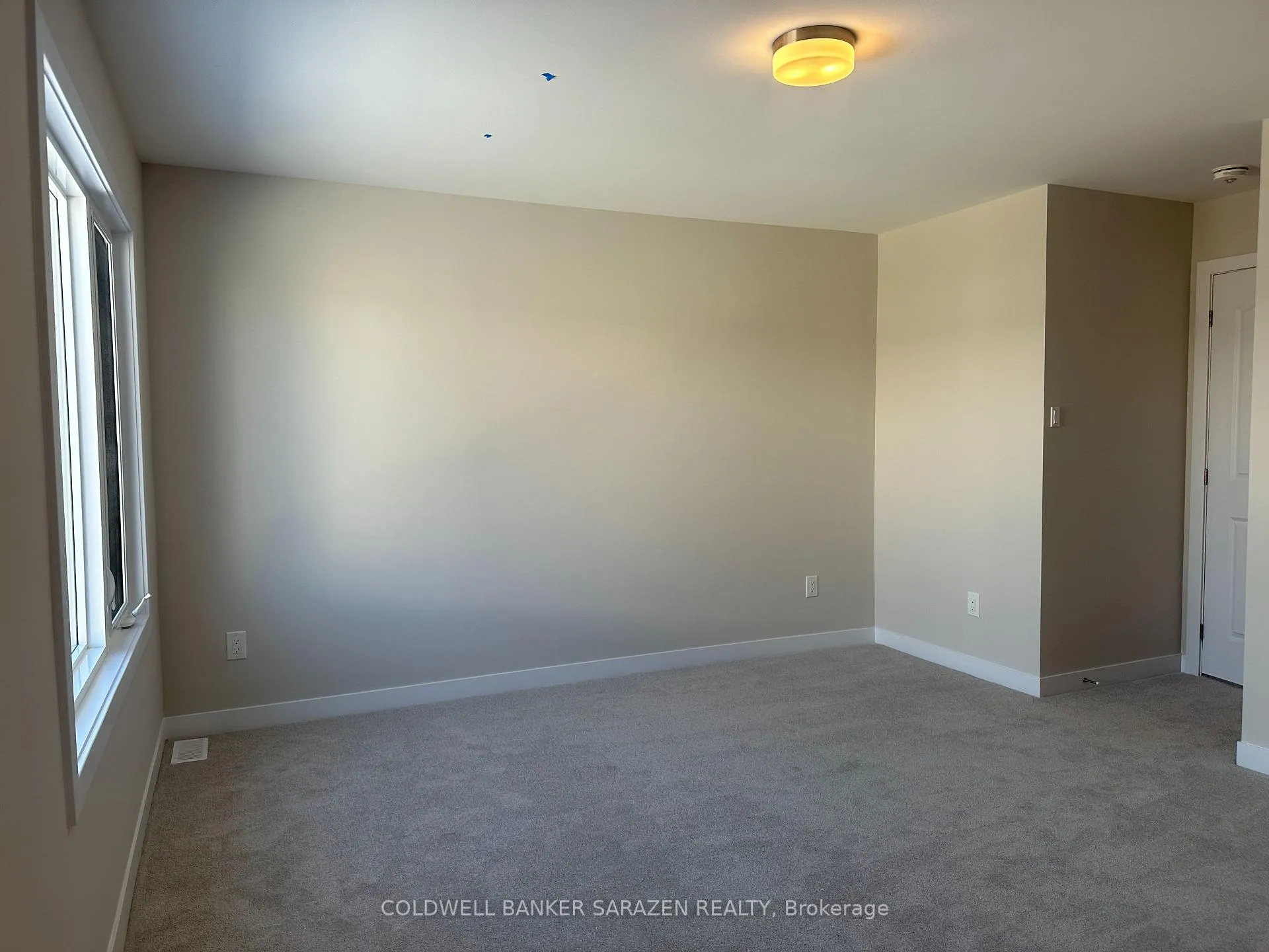 Photo 37 of 417 Les Emmerson Drive, Ottawa, Barrhaven - Heritage Park — HOMEH