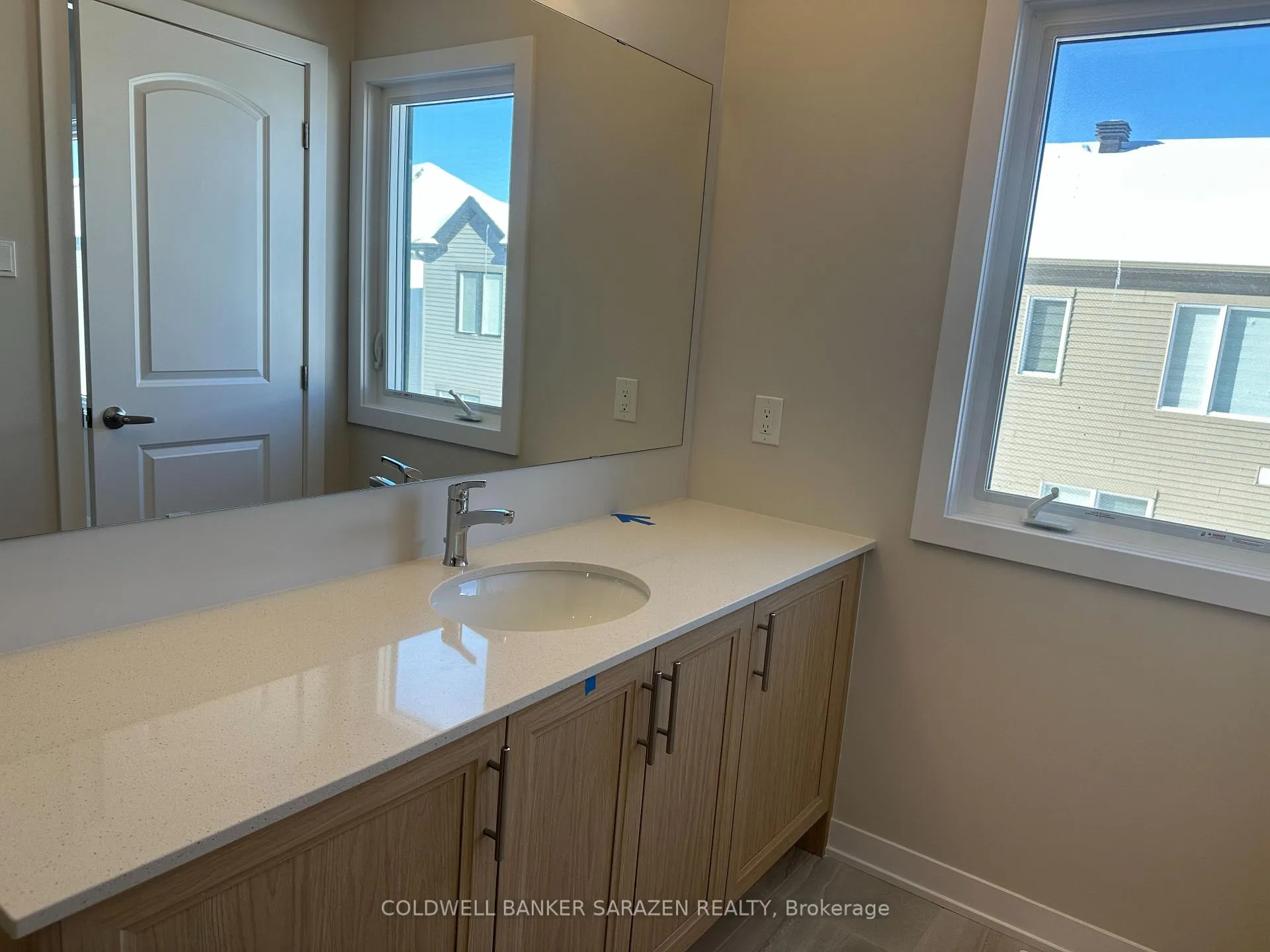 Photo 38 of 417 Les Emmerson Drive, Ottawa, Barrhaven - Heritage Park — HOMEH