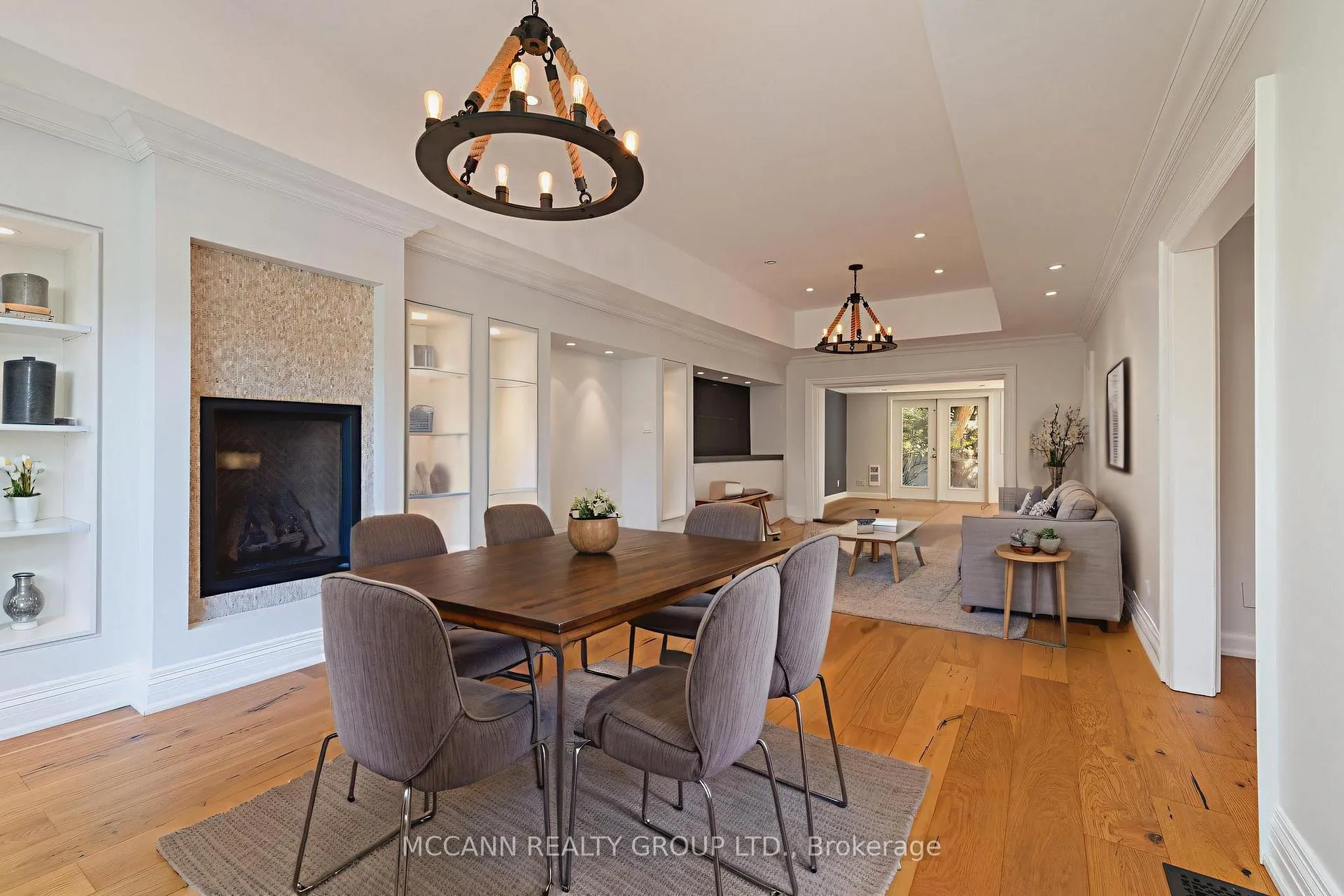 Photo 5 of 29 Glen Rush Boulevard, Toronto, Bedford Park-Nortown — HOMEH