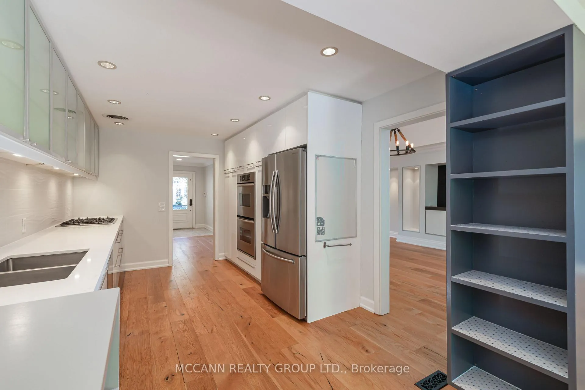 Photo 12 of 29 Glen Rush Boulevard, Toronto, Bedford Park-Nortown — HOMEH