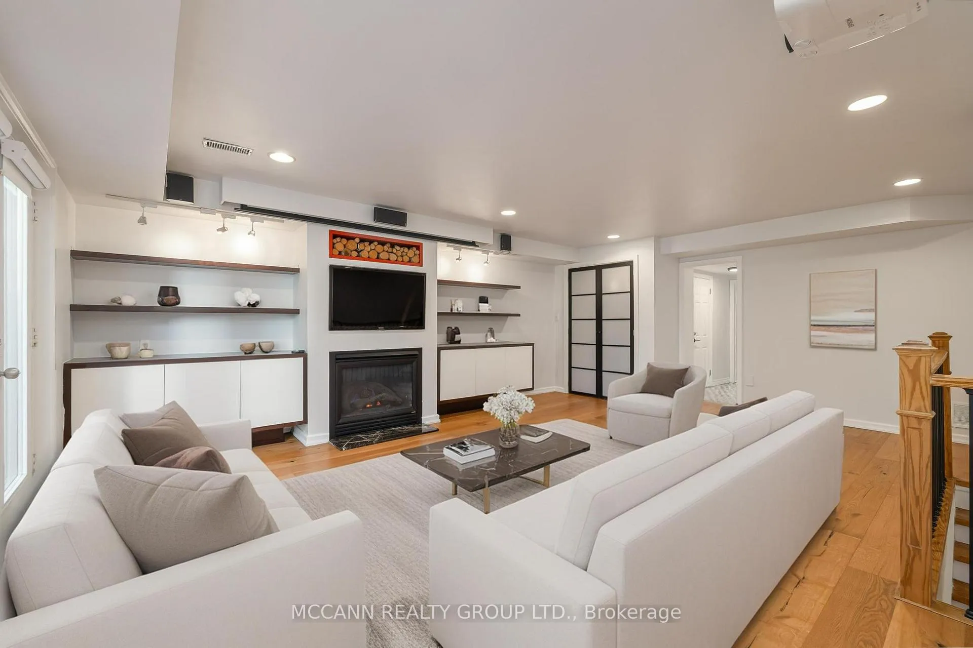 Photo 22 of 29 Glen Rush Boulevard, Toronto, Bedford Park-Nortown — HOMEH