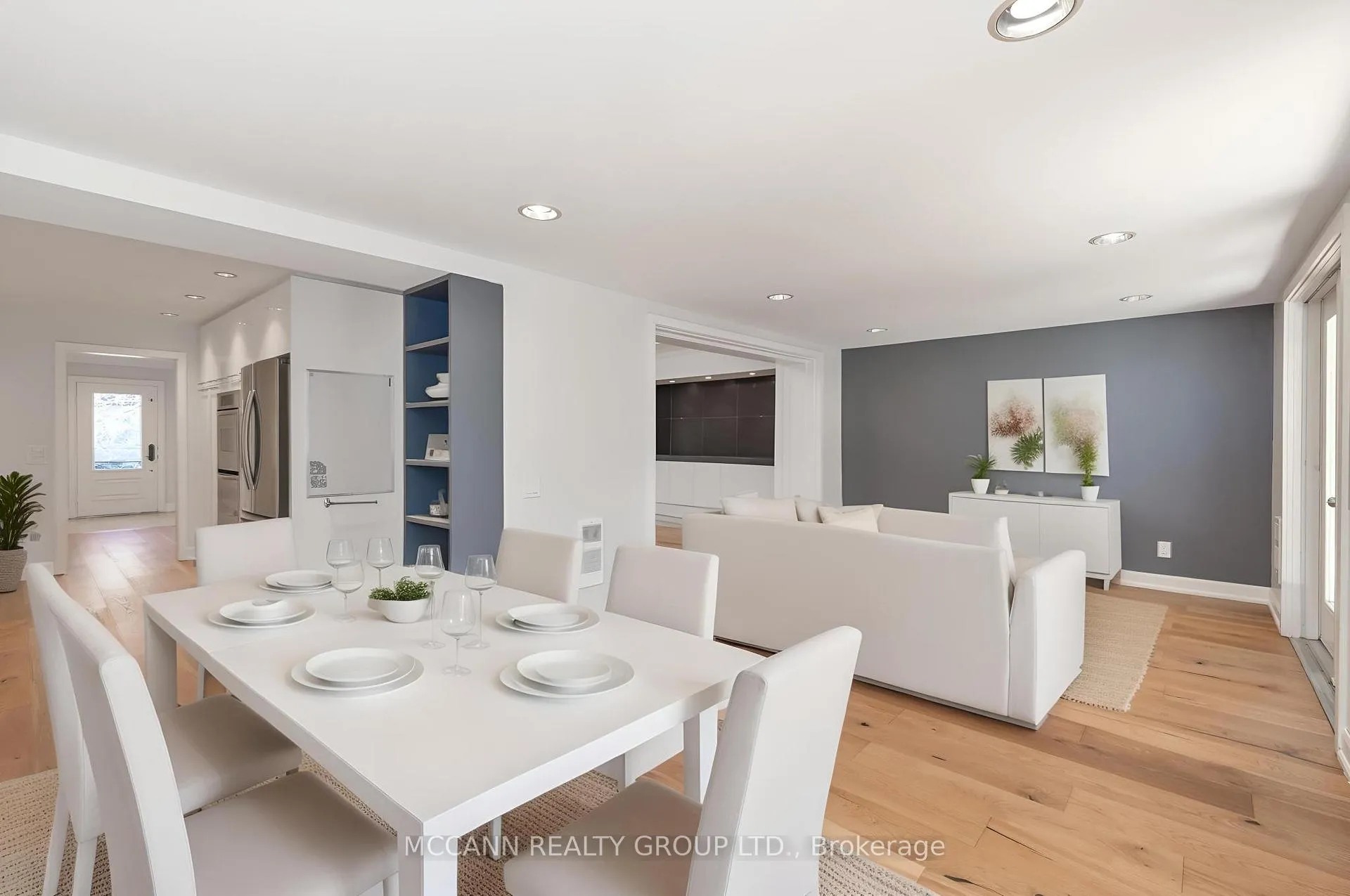 Photo 25 of 29 Glen Rush Boulevard, Toronto, Bedford Park-Nortown — HOMEH