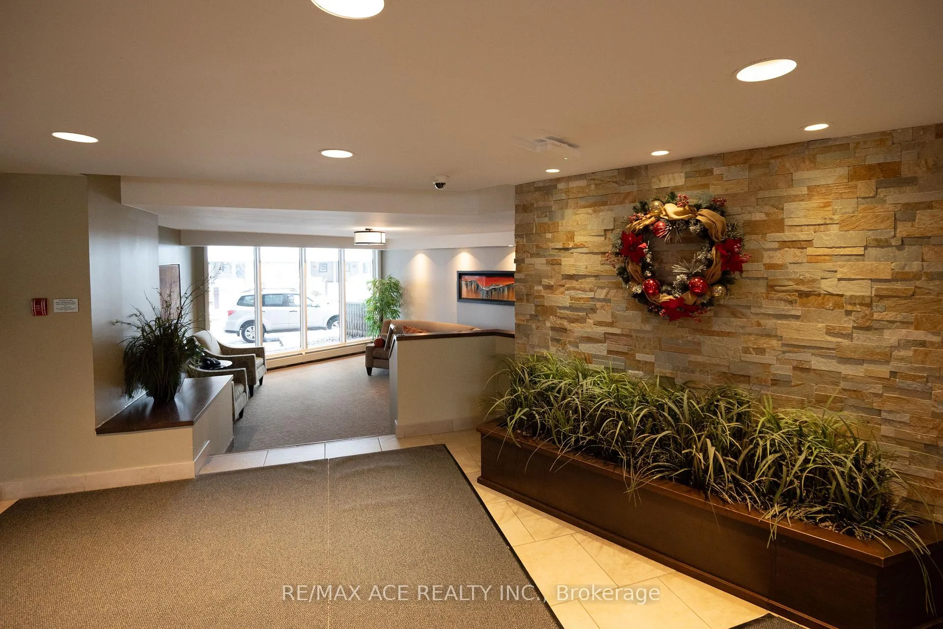 Photo 3 of Unit 1506, 1171 Ambleside Drive, Ottawa, Woodroffe — HOMEH