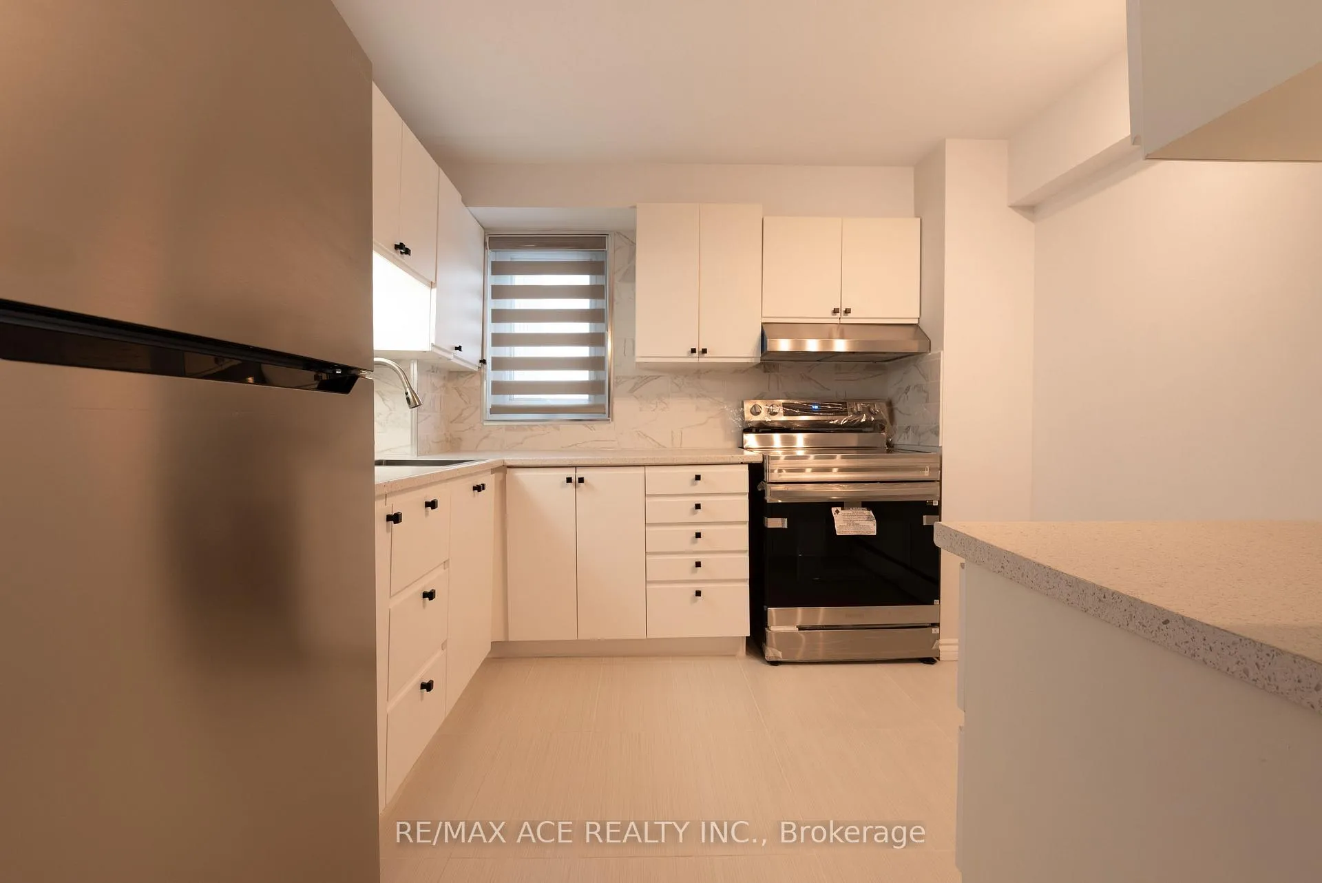 Photo 12 of Unit 1506, 1171 Ambleside Drive, Ottawa, Woodroffe — HOMEH