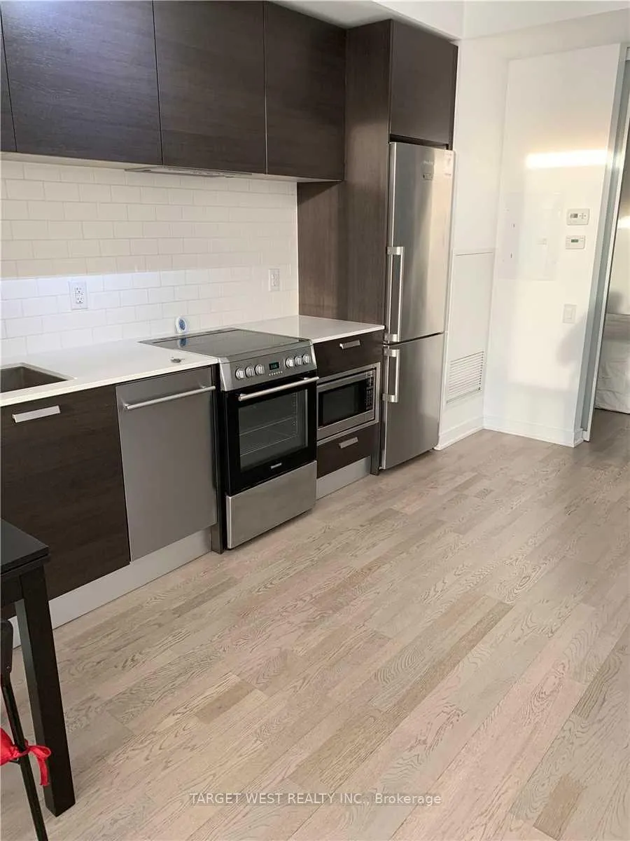 Photo 11 of Unit 1014, 57 St. Joseph Street, Toronto, Bay Street Corridor — HOMEH