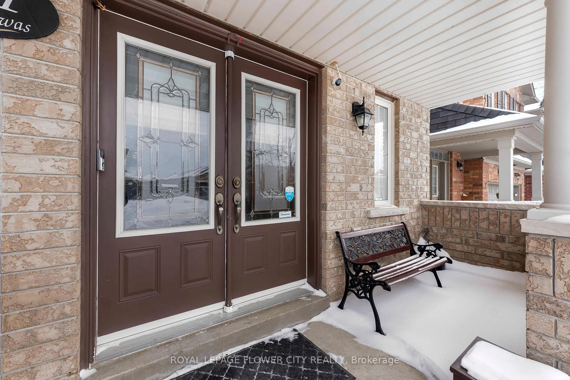 Photo 4 of 91 Abitibi Lake Drive, Brampton, Sandringham-Wellington — HOMEH