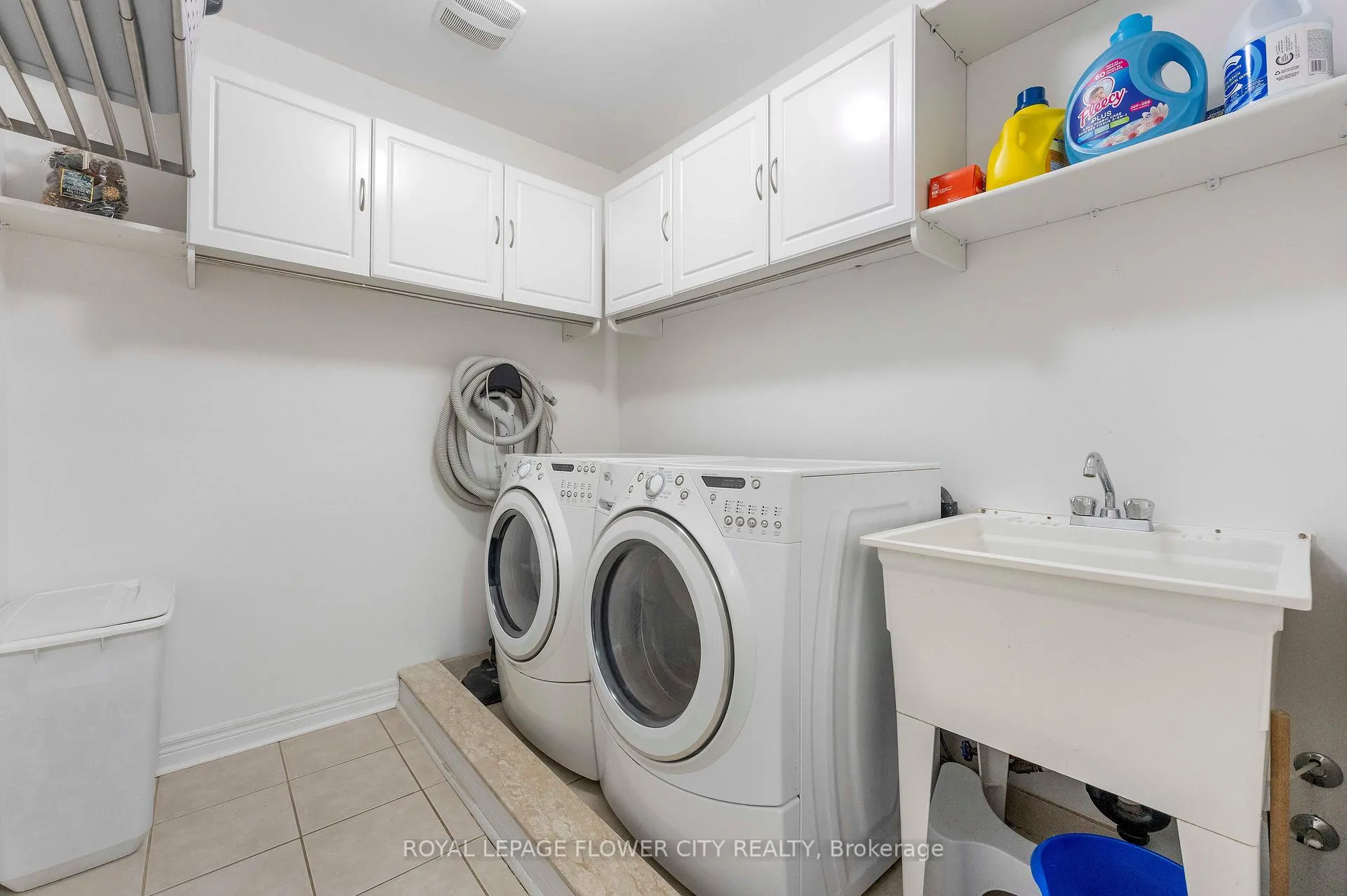 Photo 20 of 91 Abitibi Lake Drive, Brampton, Sandringham-Wellington — HOMEH