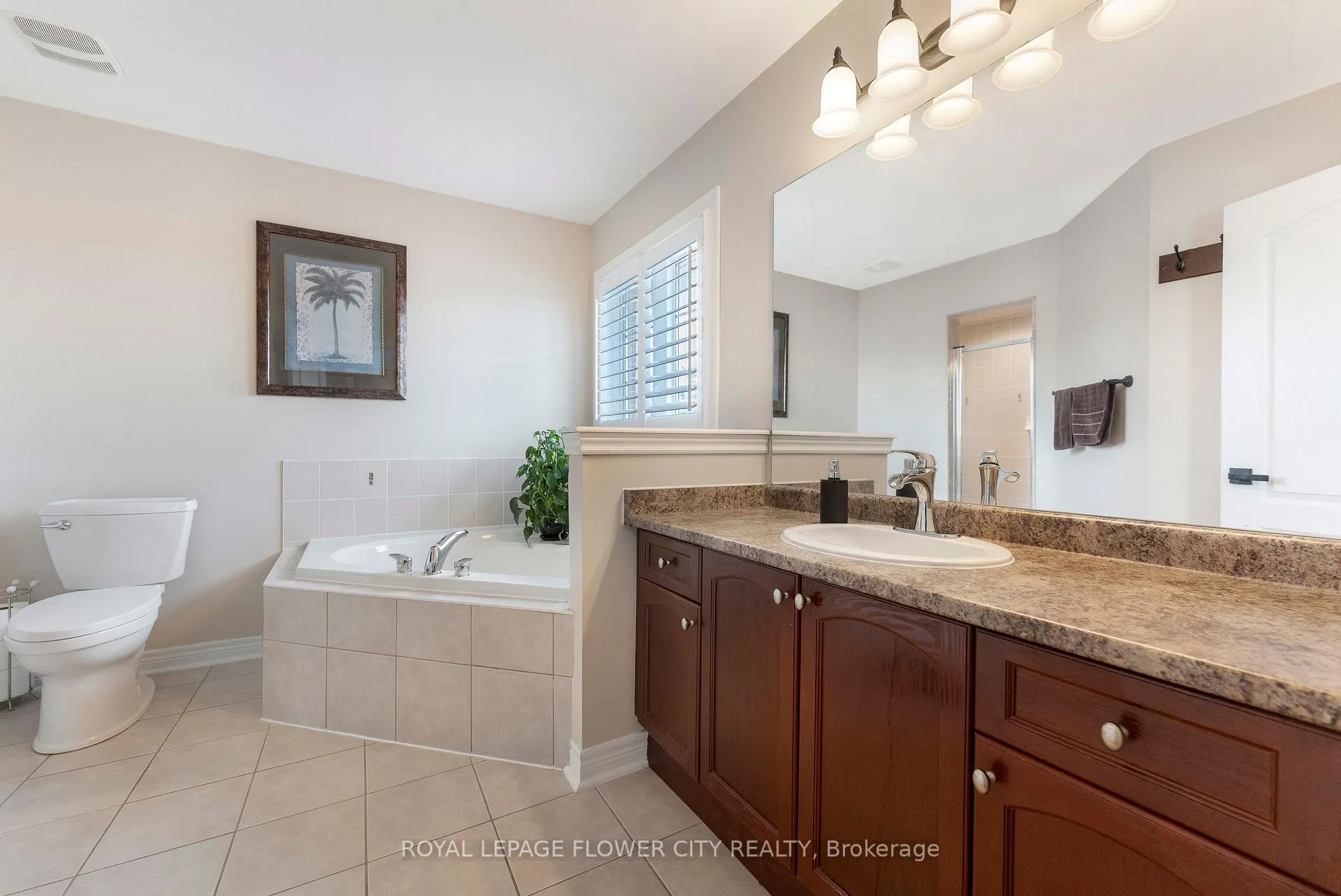 Photo 24 of 91 Abitibi Lake Drive, Brampton, Sandringham-Wellington — HOMEH