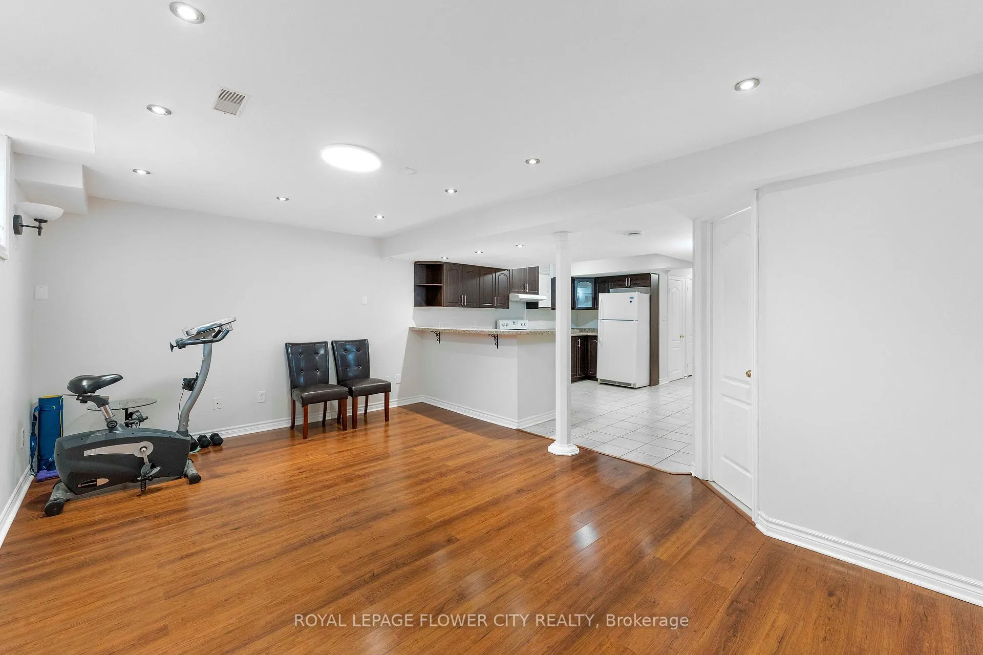 Photo 39 of 91 Abitibi Lake Drive, Brampton, Sandringham-Wellington — HOMEH