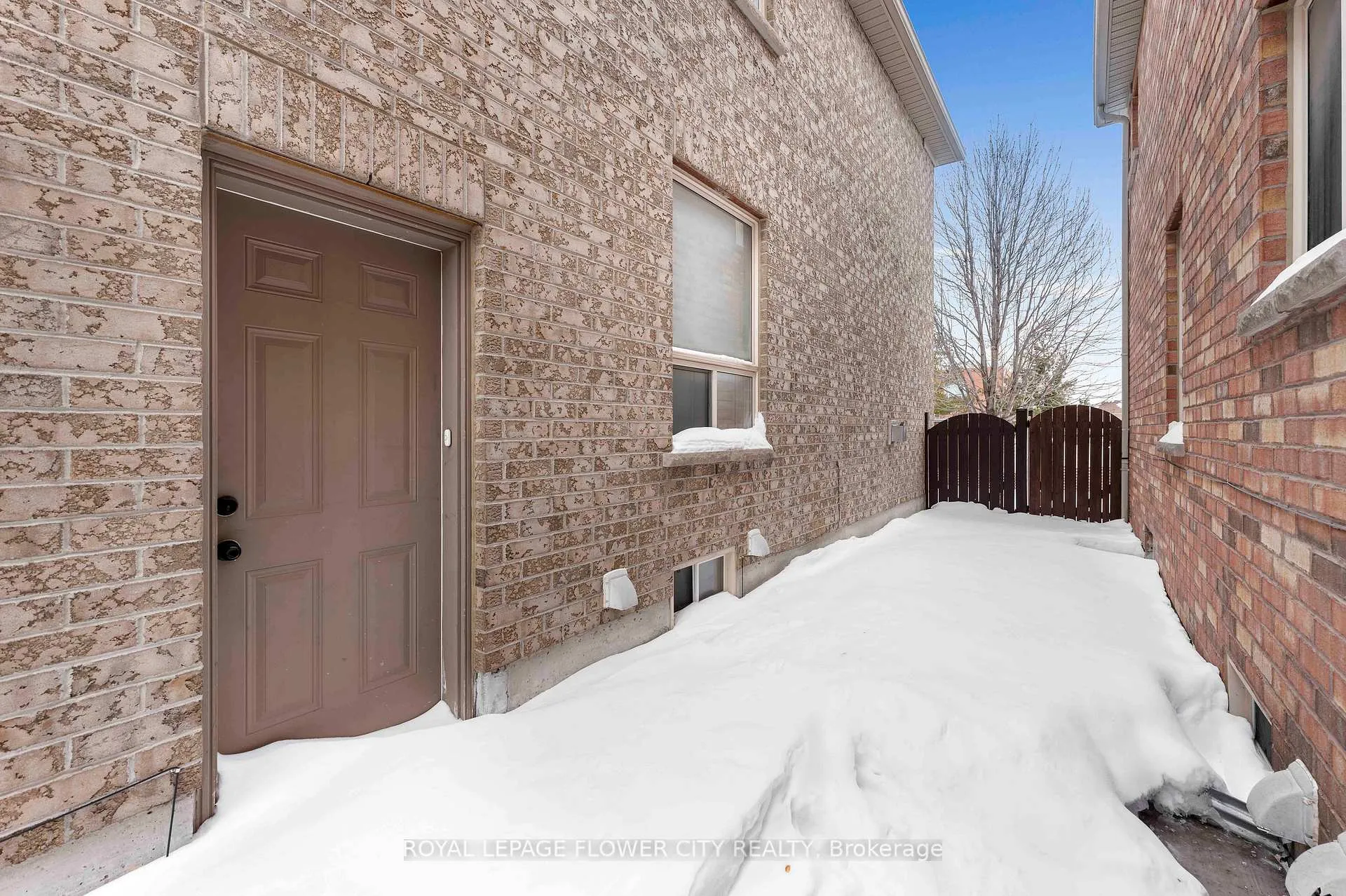 Photo 42 of 91 Abitibi Lake Drive, Brampton, Sandringham-Wellington — HOMEH