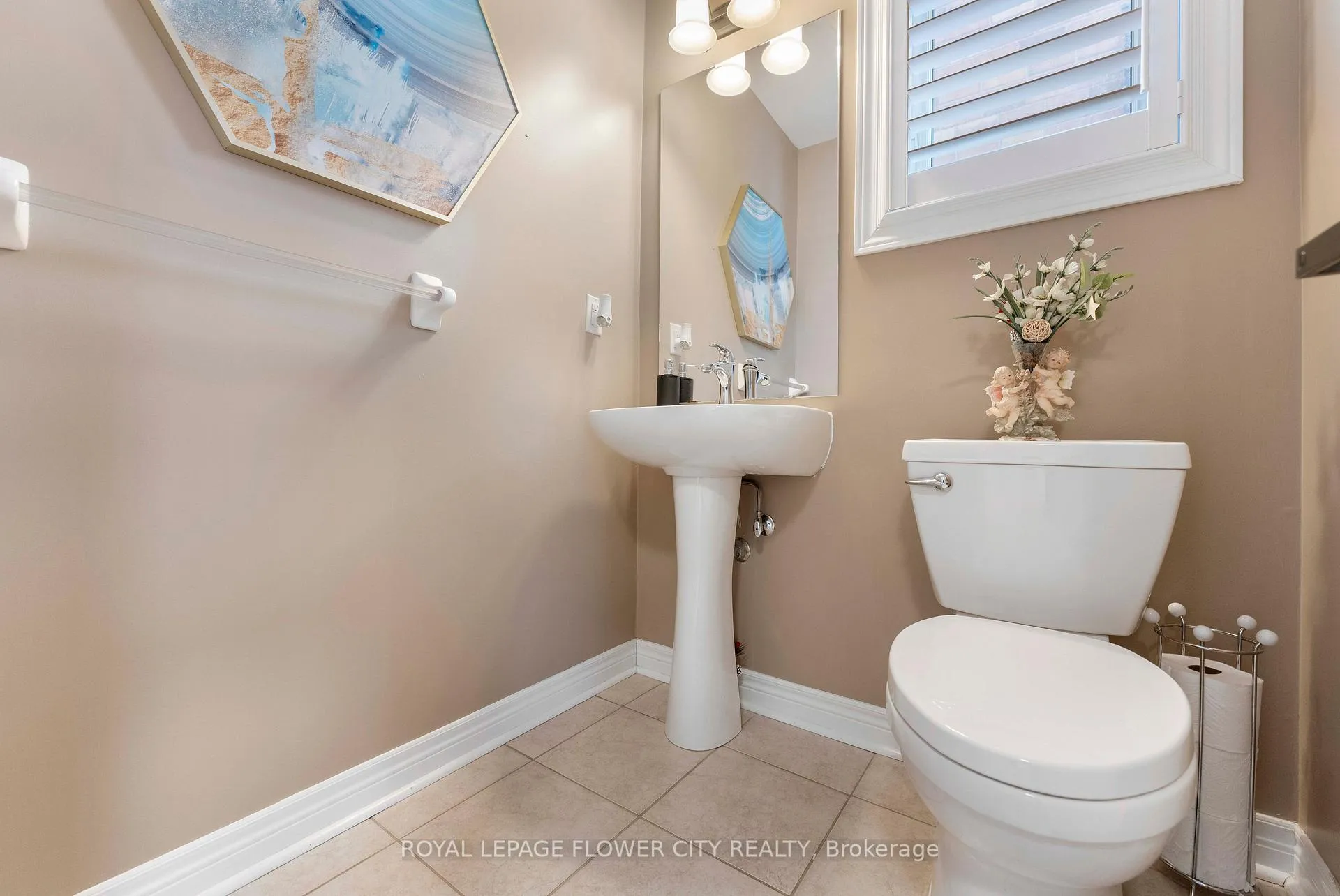 Photo 43 of 91 Abitibi Lake Drive, Brampton, Sandringham-Wellington — HOMEH