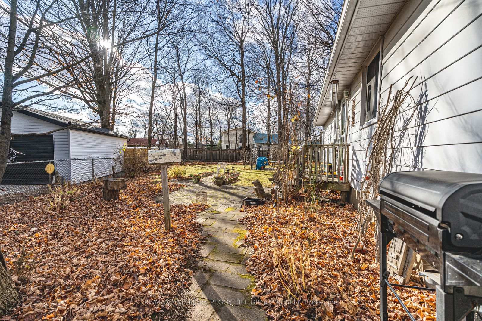 Photo 19 of 2016 Kate Avenue, Innisfil, Alcona — HOMEH