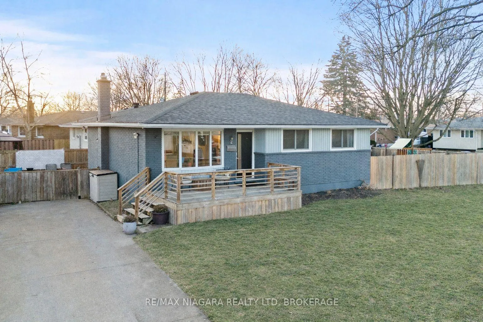 Photo 1 of 2 Highcourt Crescent, St. Catharines, Vine/Linwell — HOMEH