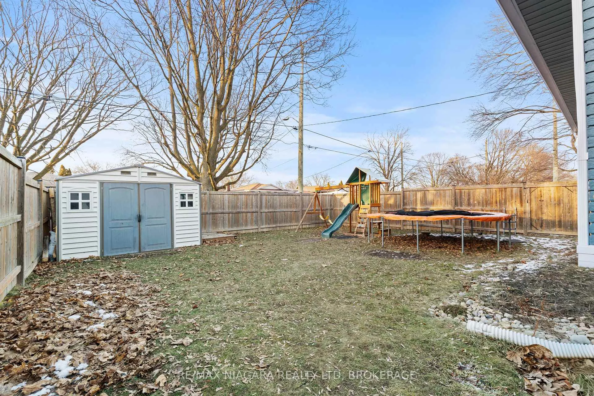 Photo 27 of 2 Highcourt Crescent, St. Catharines, Vine/Linwell — HOMEH