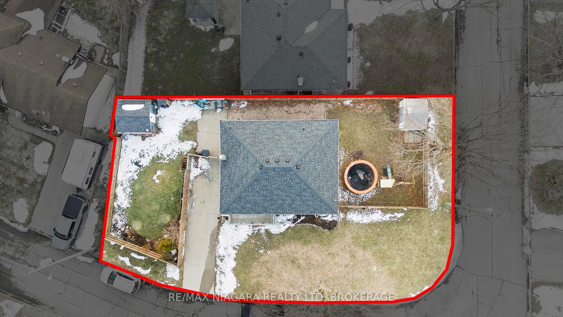 Photo 33 of 2 Highcourt Crescent, St. Catharines, Vine/Linwell — HOMEH