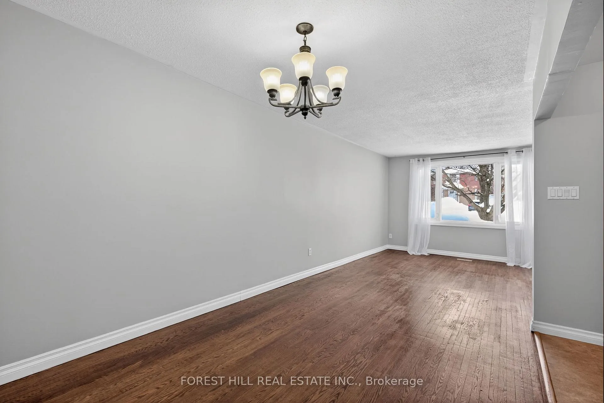 Photo 8 of 35 Daphne Crescent, Barrie, Cundles East — HOMEH