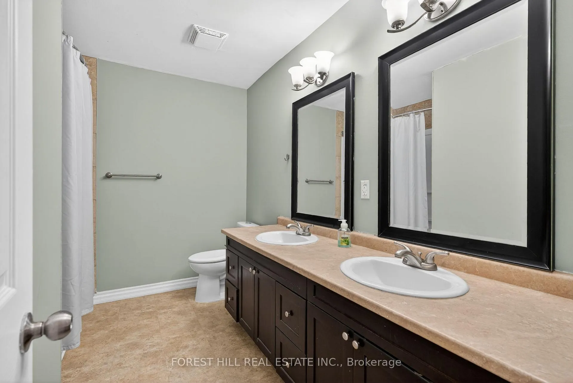 Photo 10 of 35 Daphne Crescent, Barrie, Cundles East — HOMEH