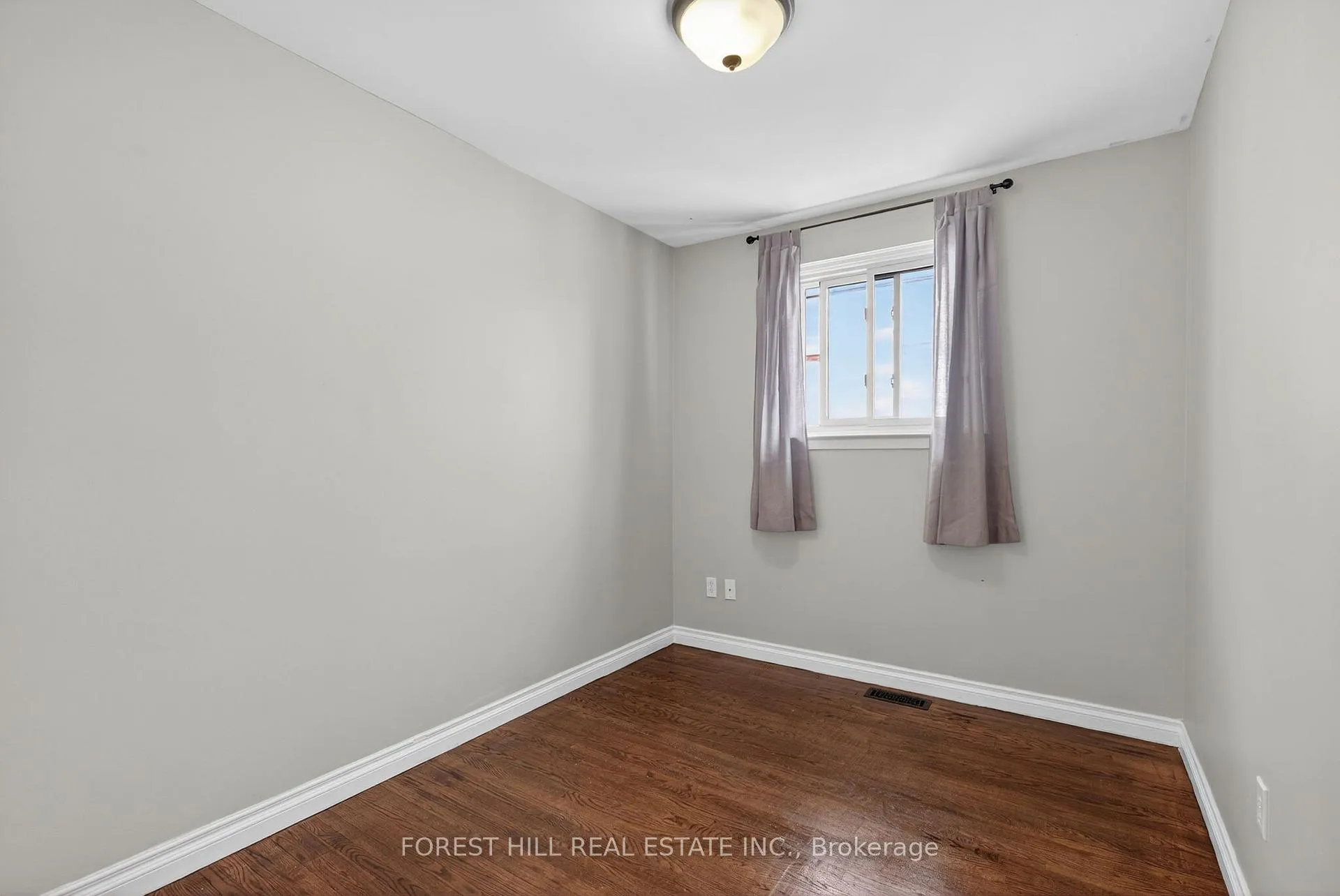 Photo 14 of 35 Daphne Crescent, Barrie, Cundles East — HOMEH