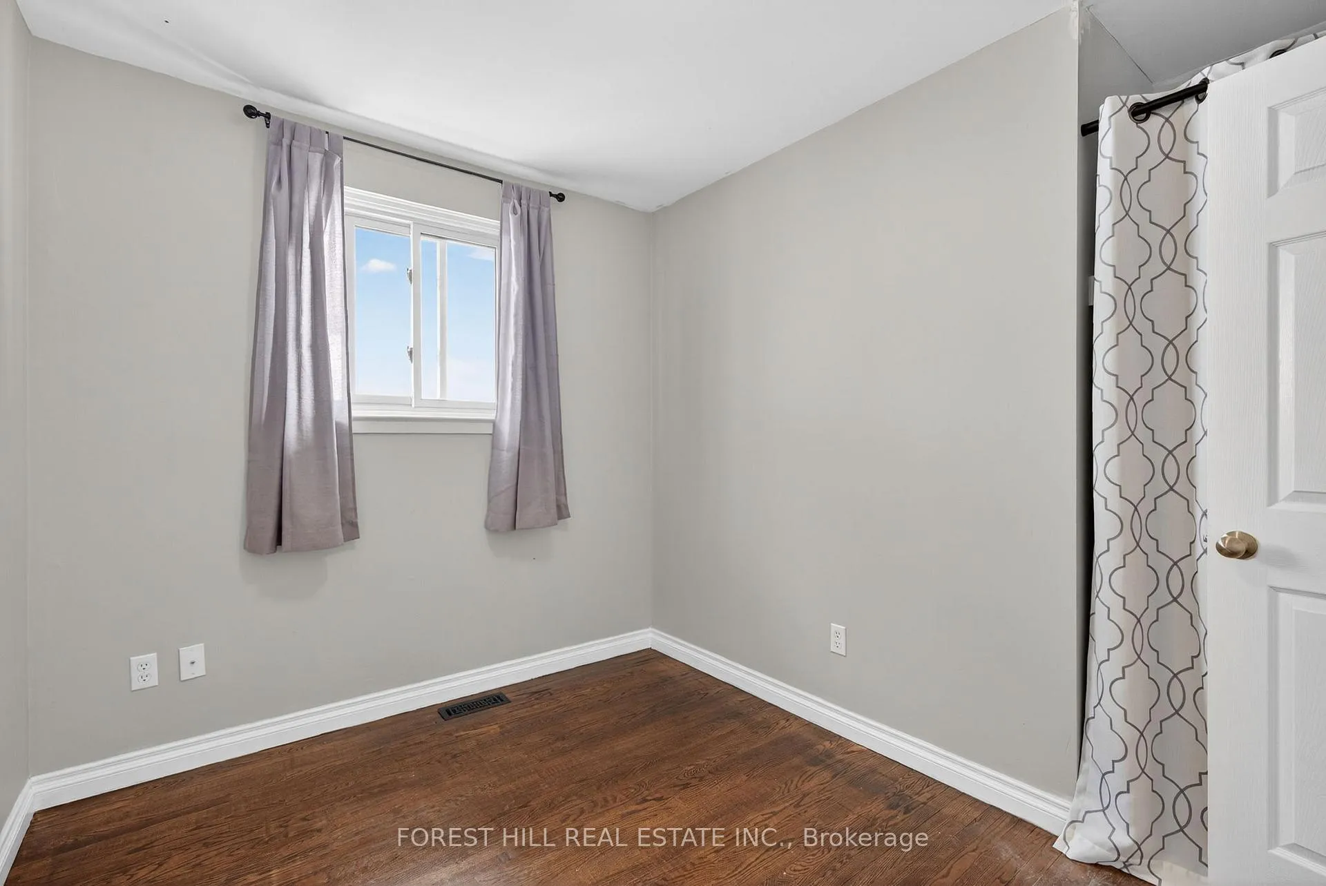 Photo 15 of 35 Daphne Crescent, Barrie, Cundles East — HOMEH