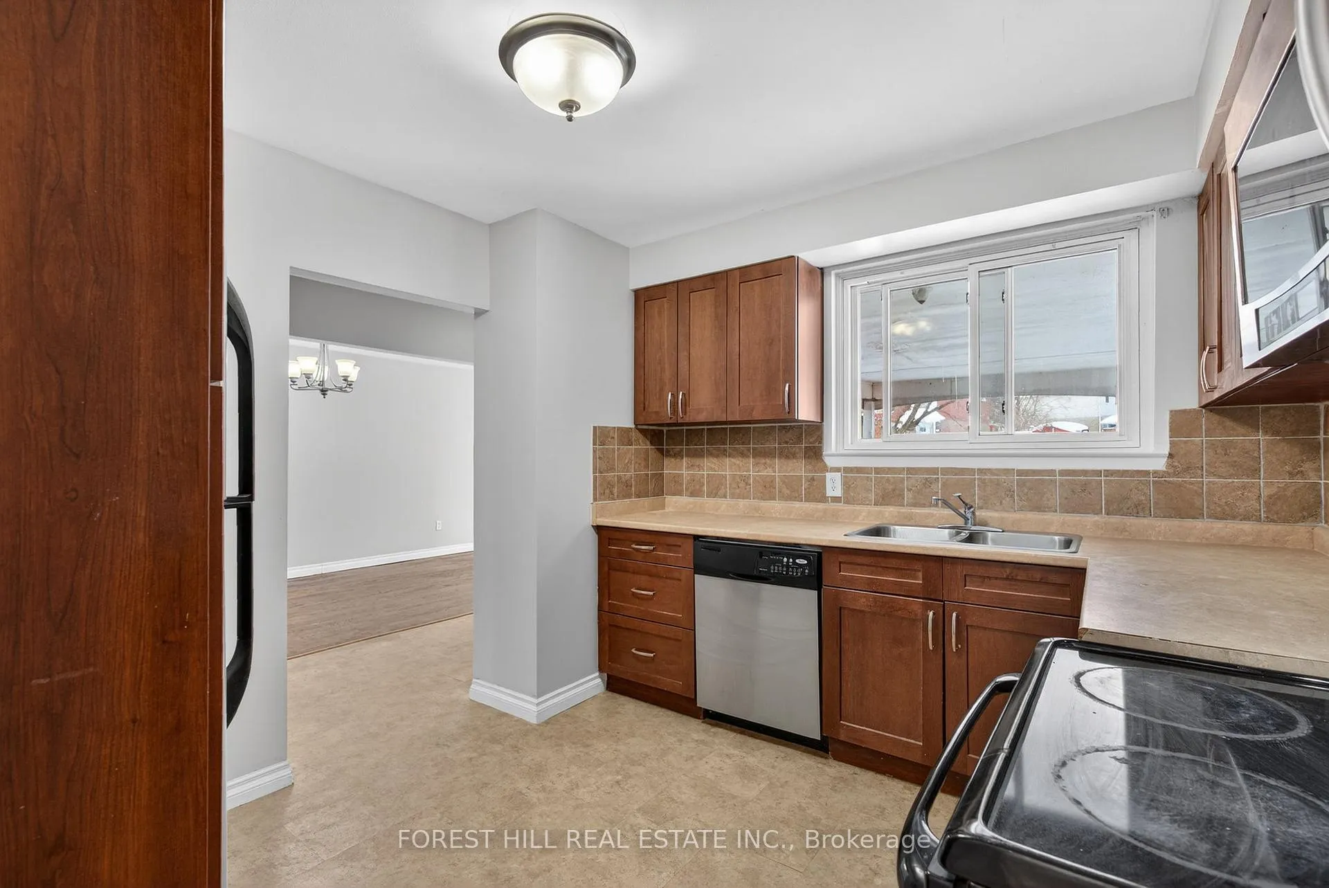 Photo 25 of 35 Daphne Crescent, Barrie, Cundles East — HOMEH