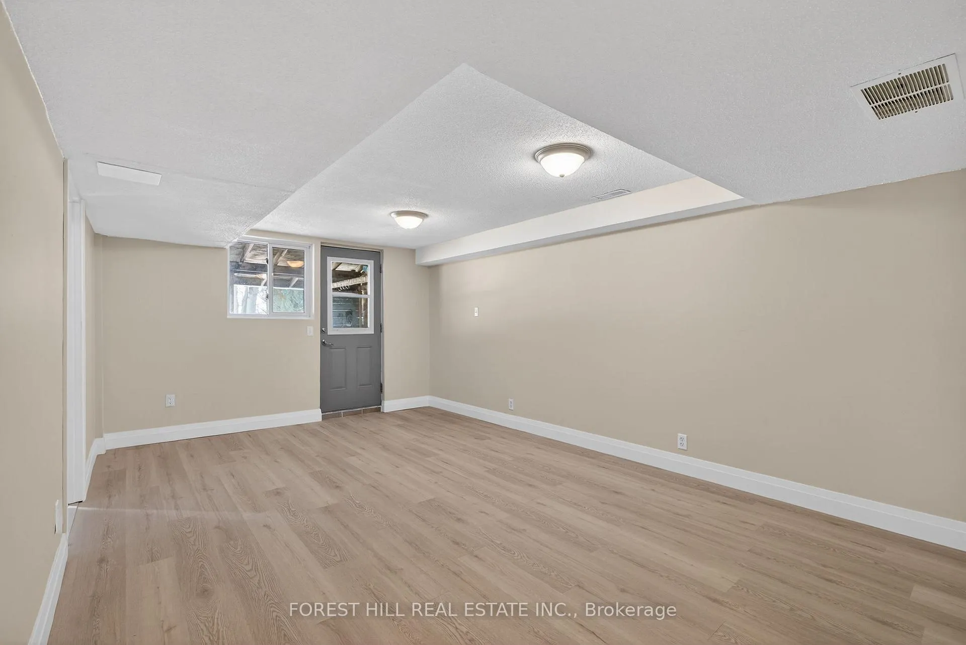 Photo 34 of 35 Daphne Crescent, Barrie, Cundles East — HOMEH