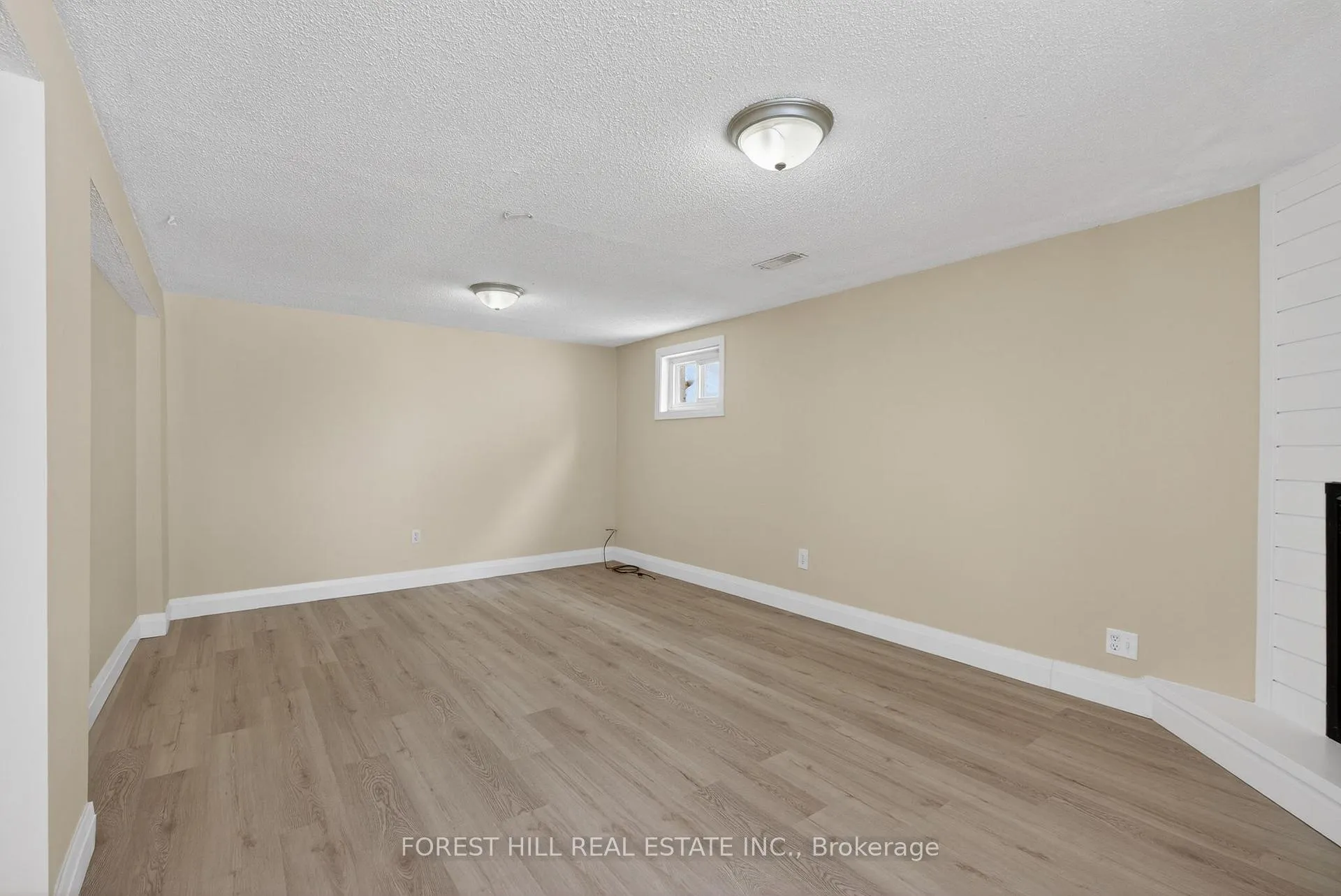 Photo 38 of 35 Daphne Crescent, Barrie, Cundles East — HOMEH