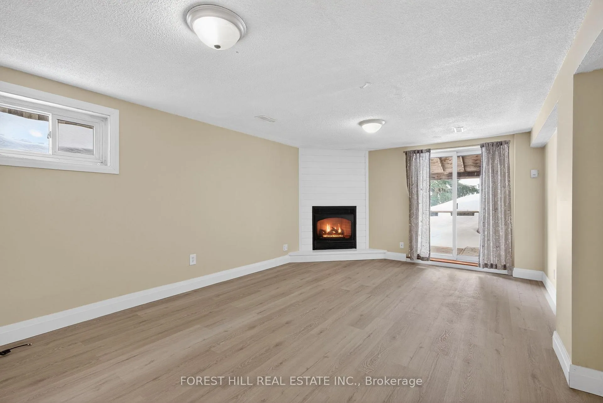 Photo 39 of 35 Daphne Crescent, Barrie, Cundles East — HOMEH