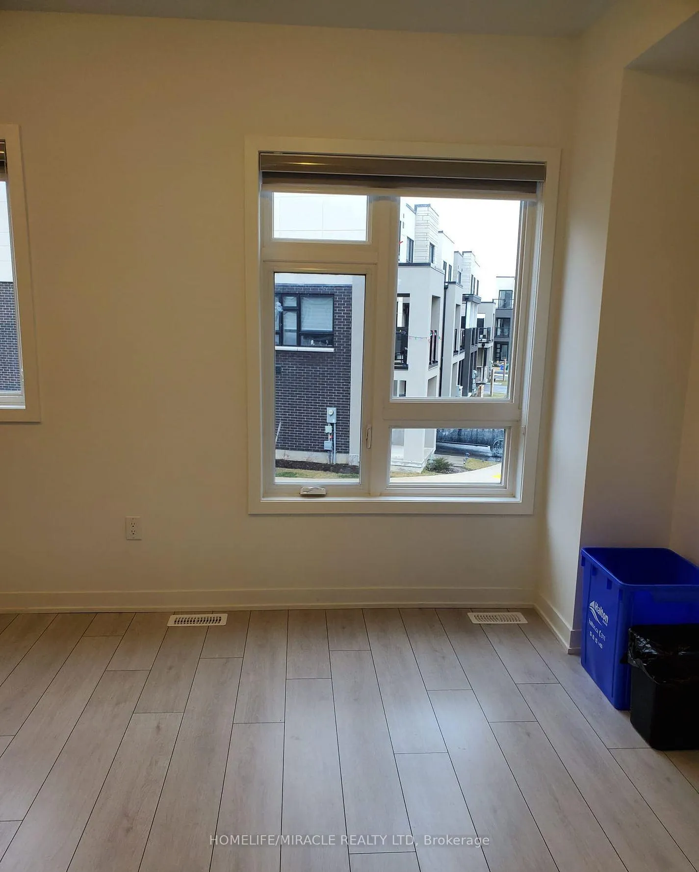 Photo 8 of 4904 Valera Road, Burlington, Alton — HOMEH
